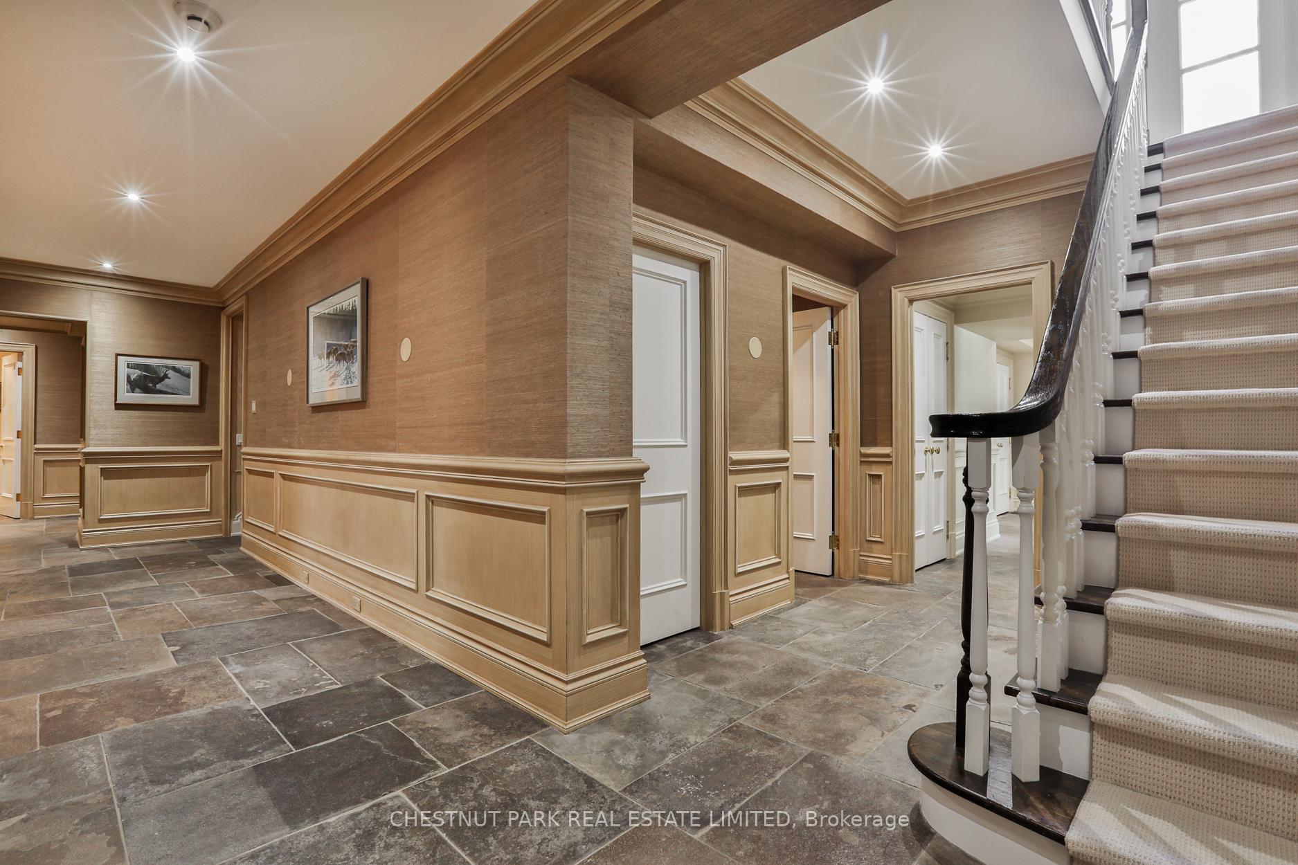 170 Roxborough Drive