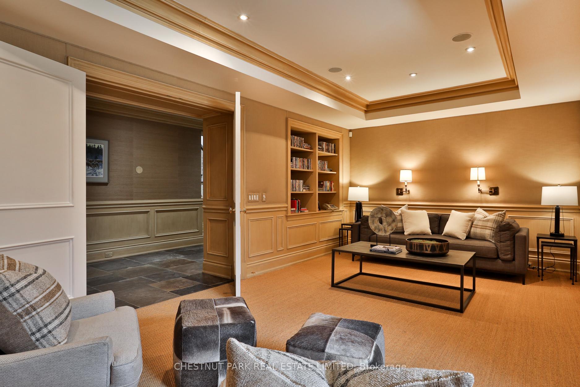 170 Roxborough Drive