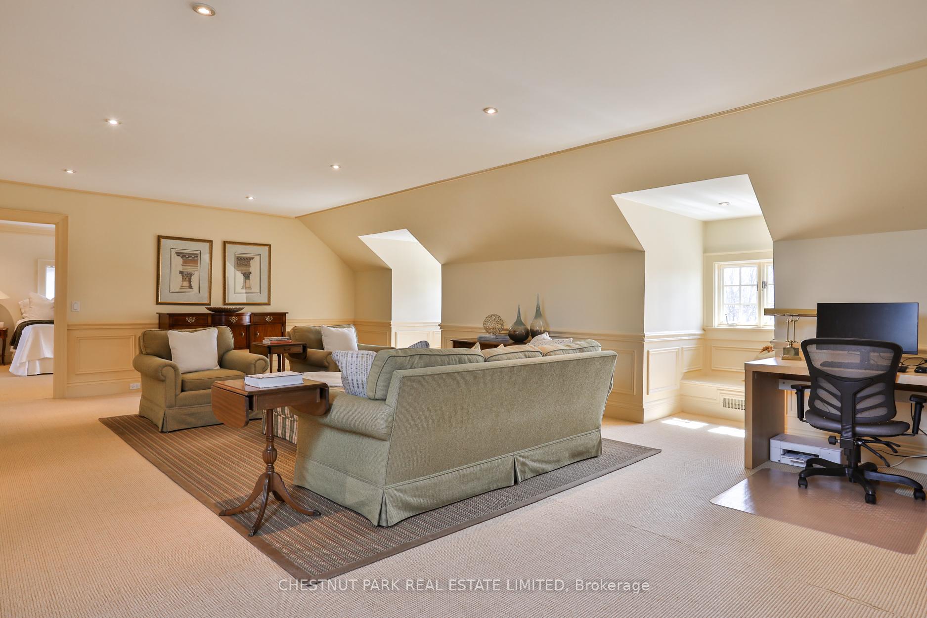 170 Roxborough Drive