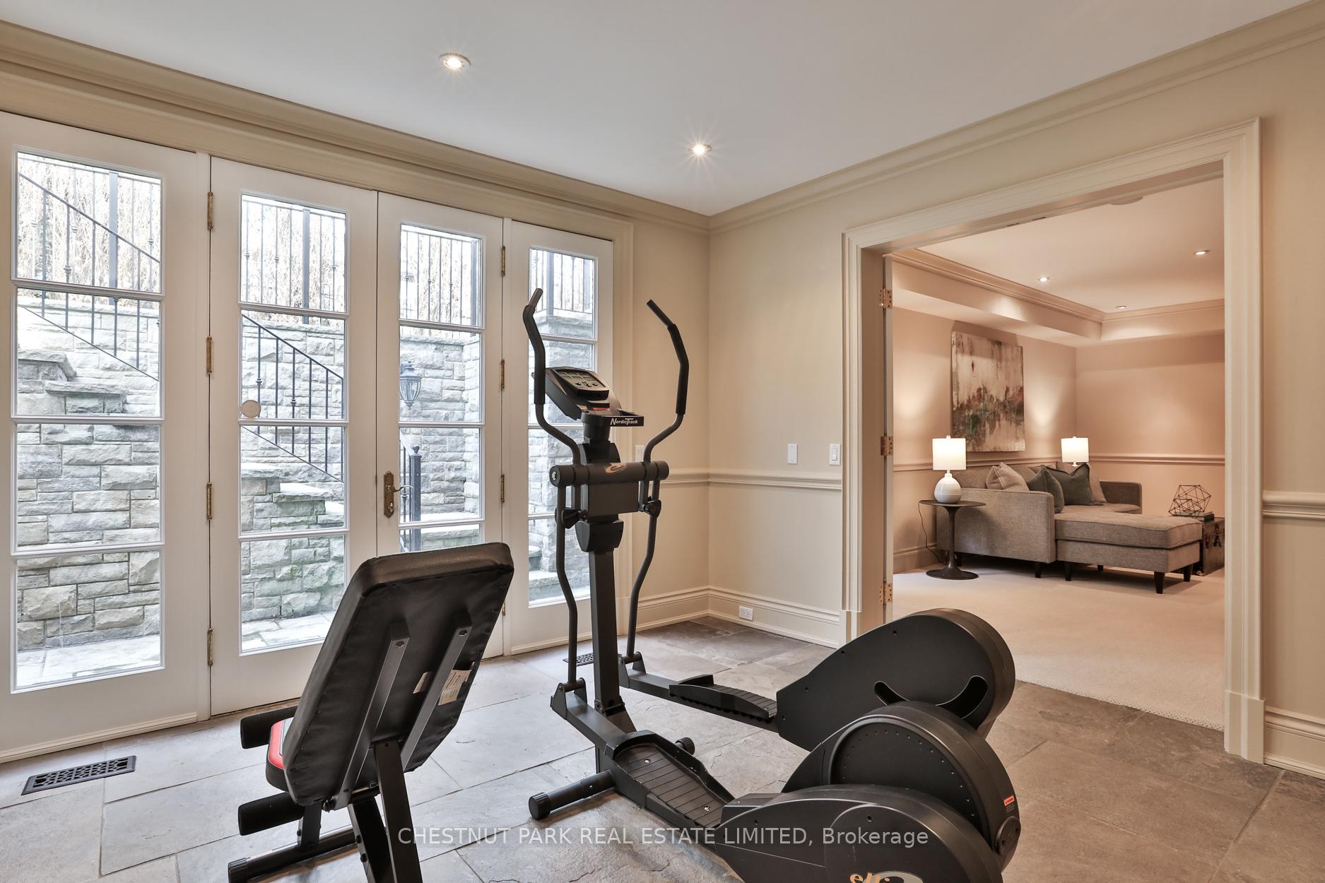 170 Roxborough Drive