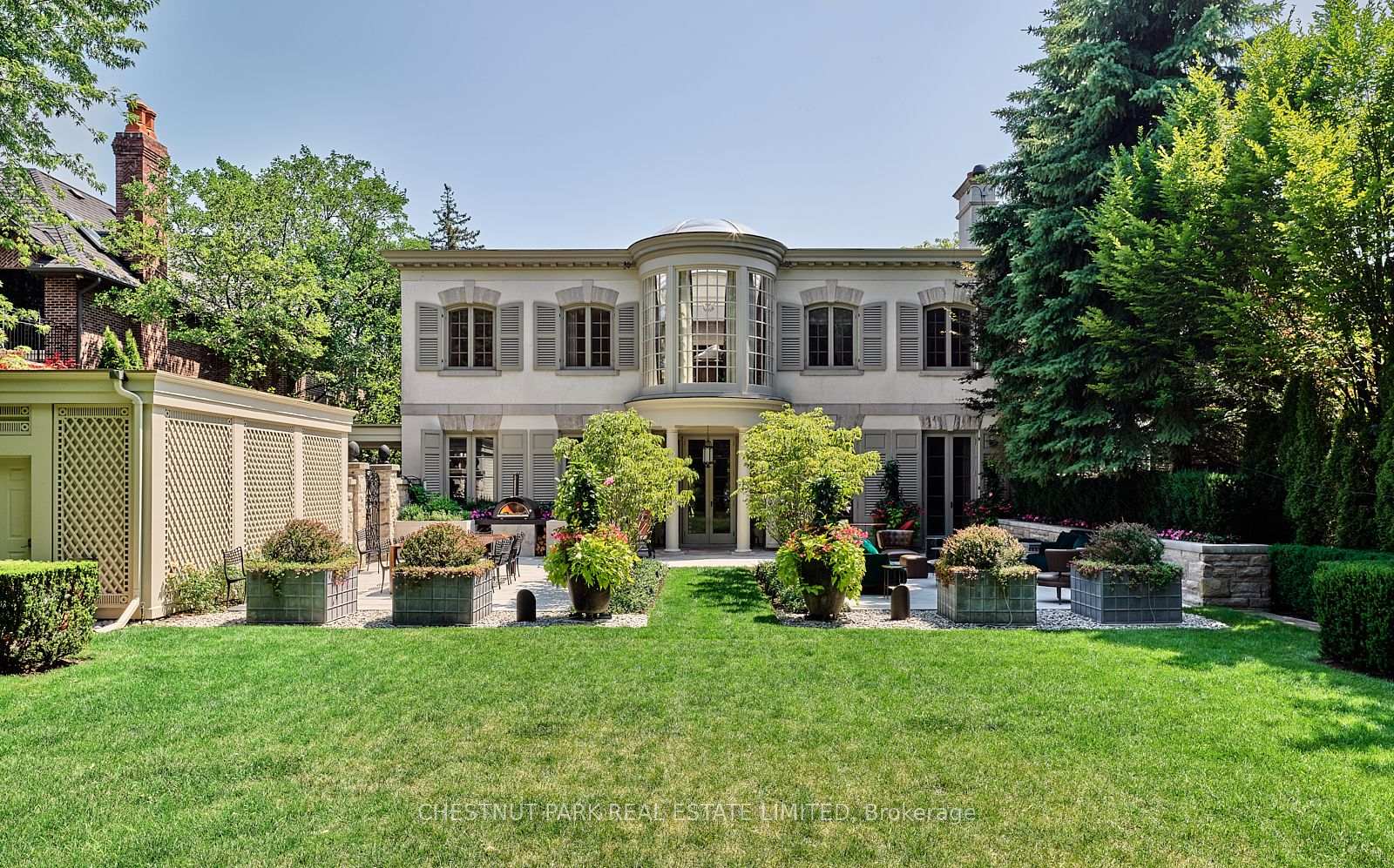 10 Shorncliffe Avenue