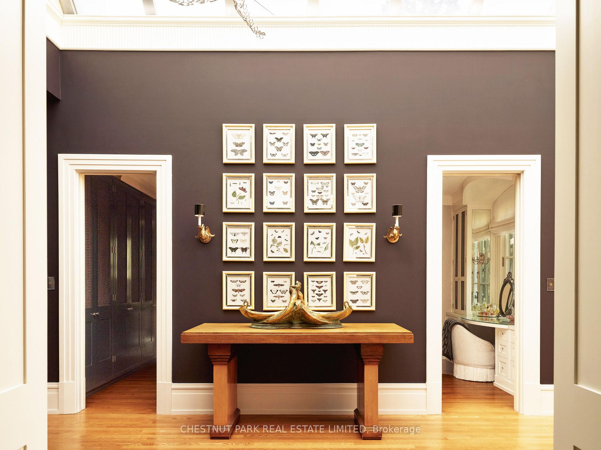 10 Shorncliffe Avenue