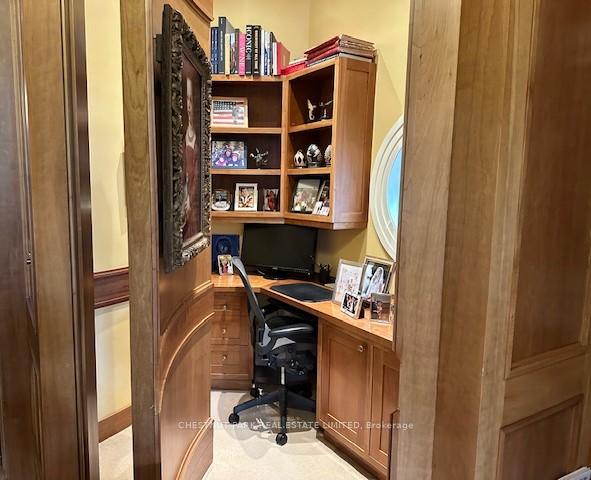 10 Shorncliffe Avenue