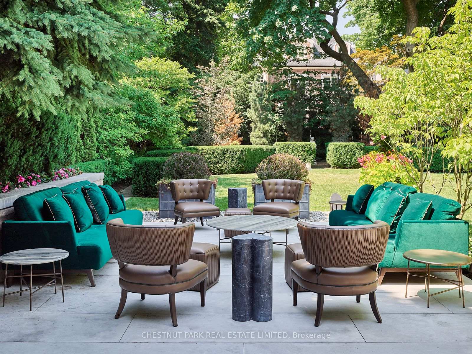 10 Shorncliffe Avenue