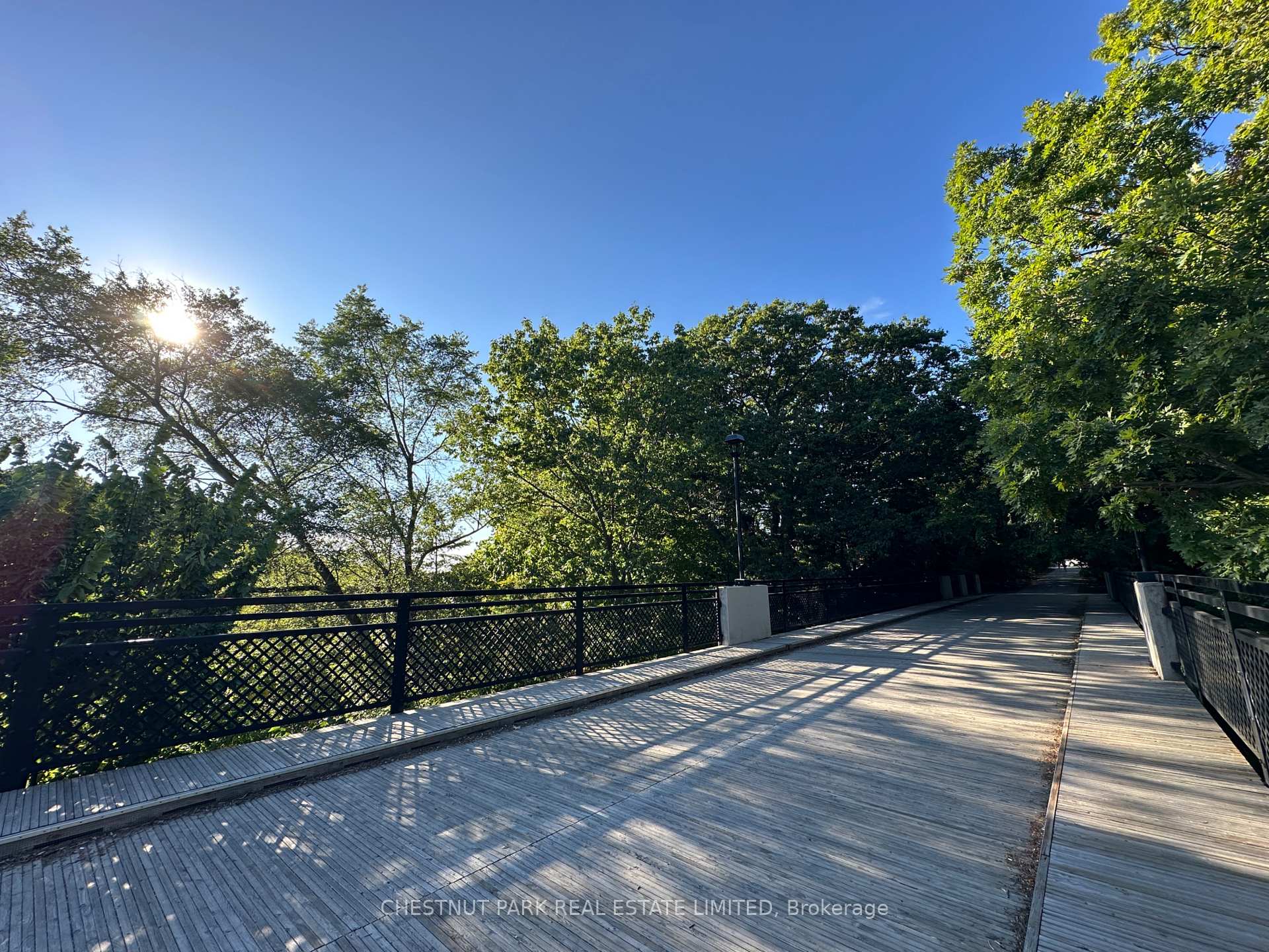 1648 Bathurst Street 5