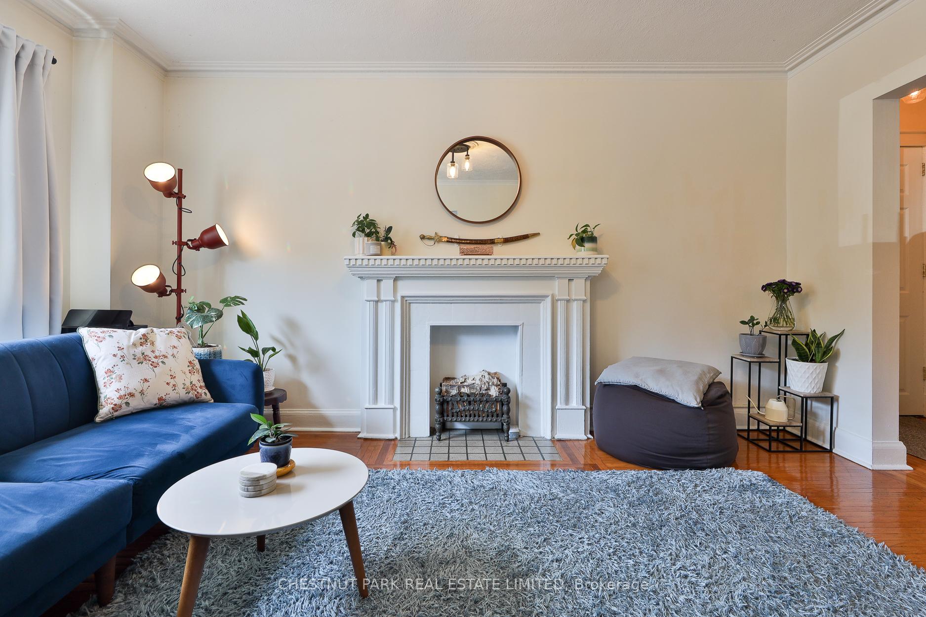 1648 Bathurst Street 5