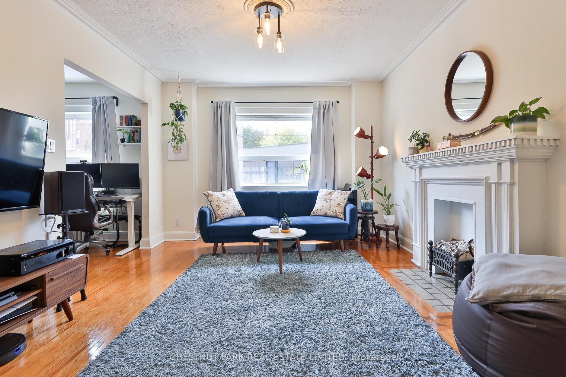 1648 Bathurst Street 5