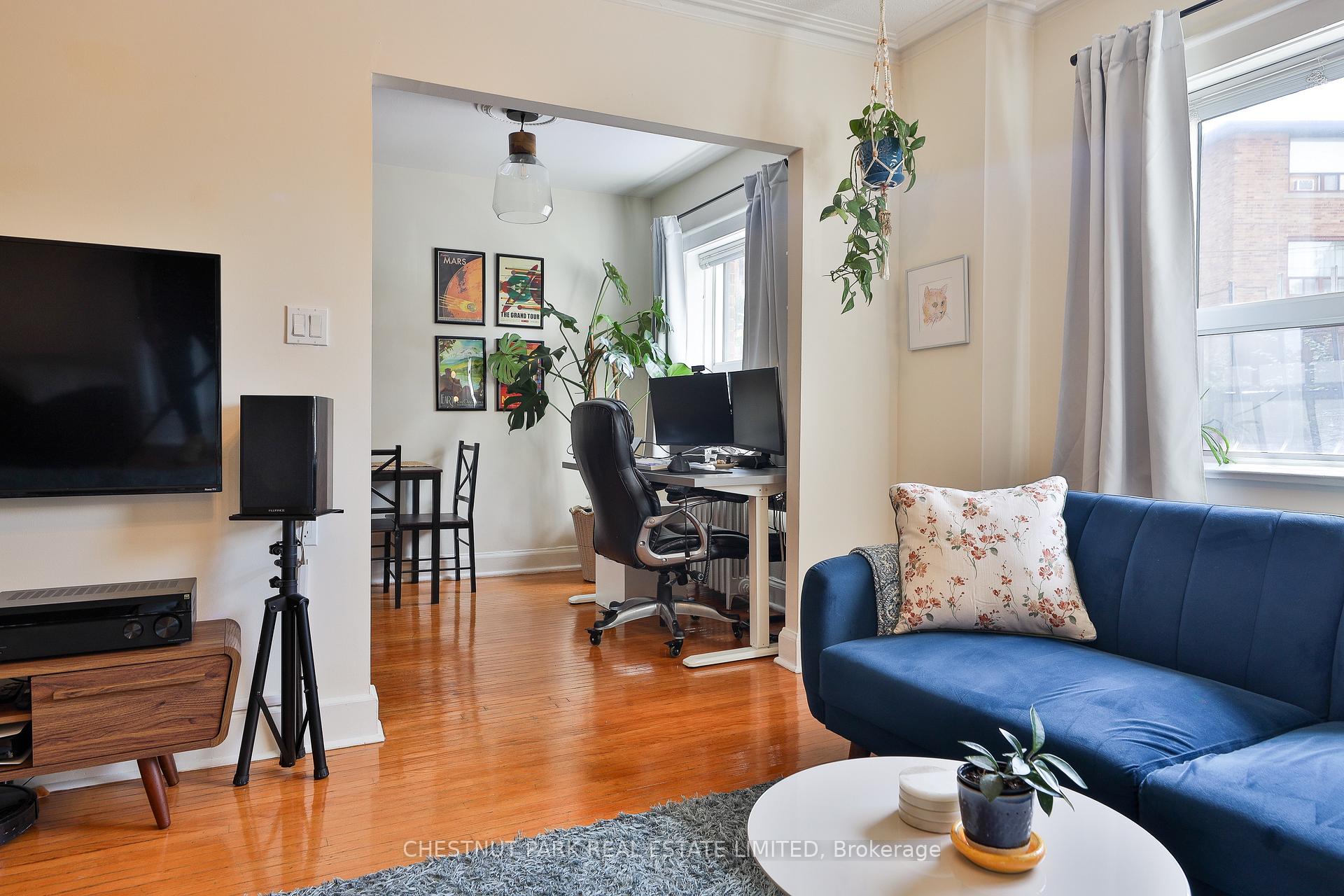 1648 Bathurst Street 5