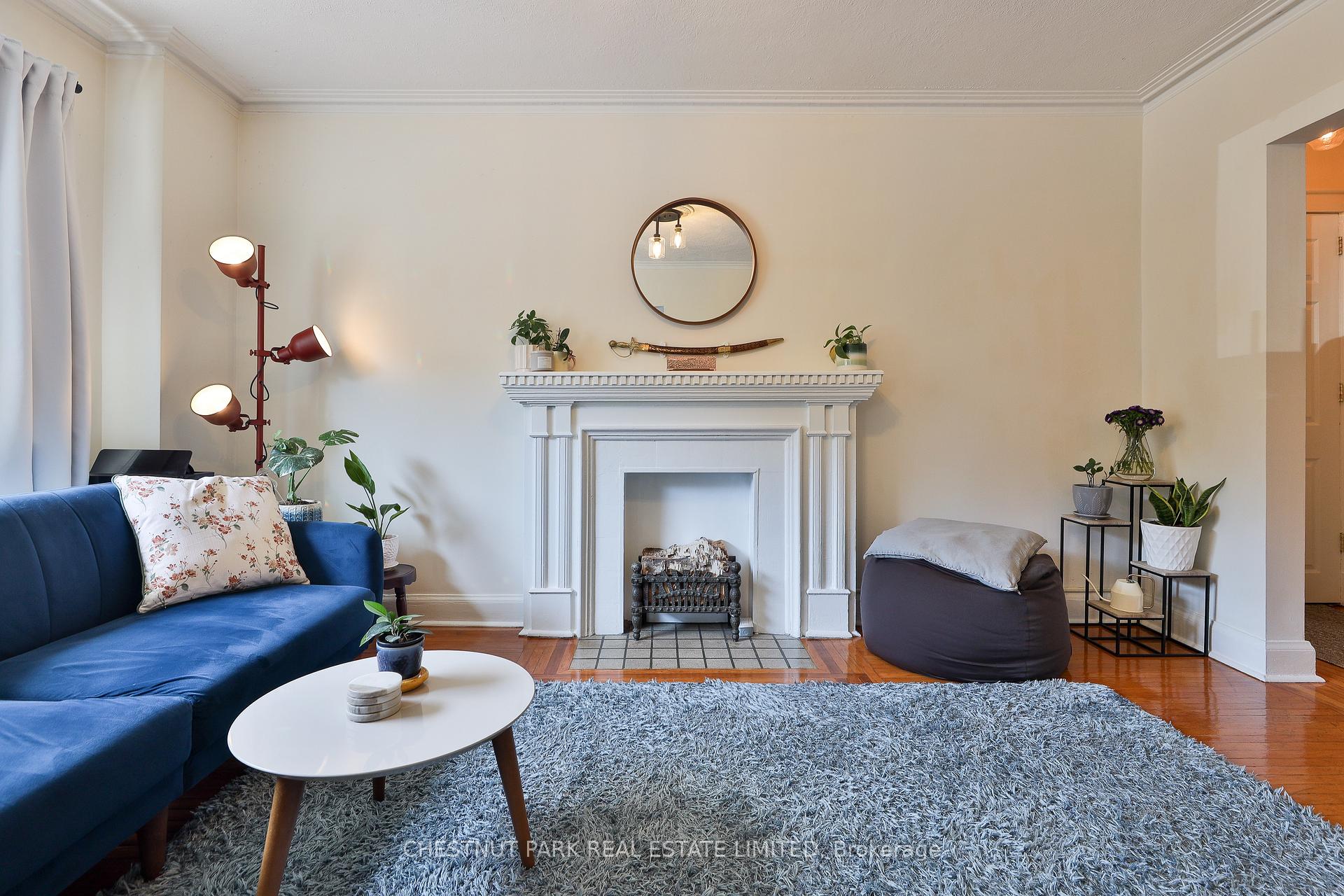 1648 Bathurst Street 5