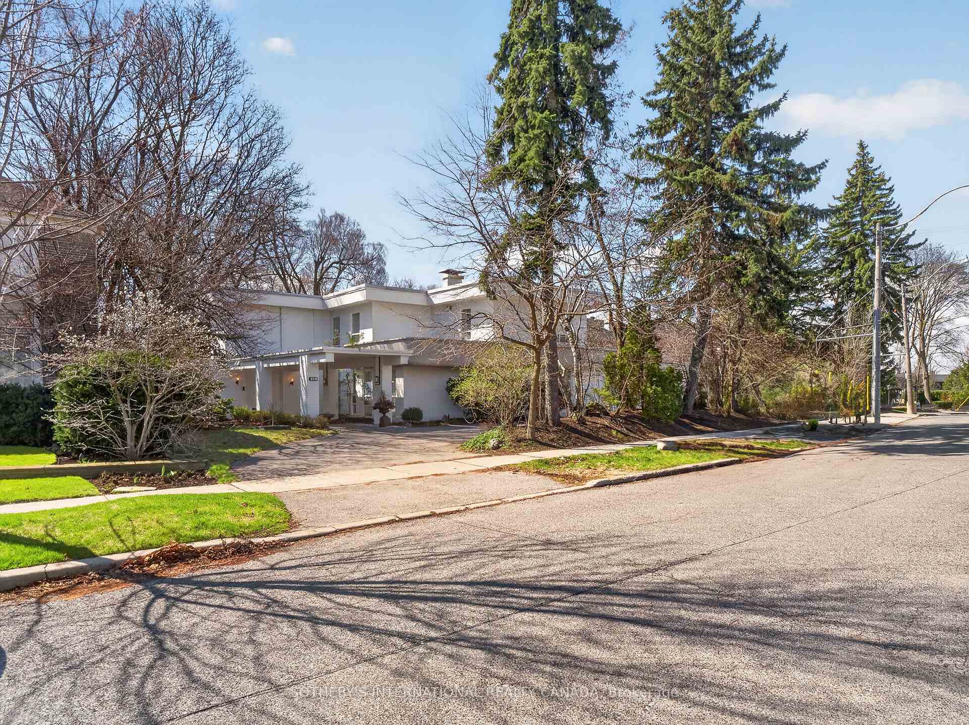 39 Burton Road, Toronto