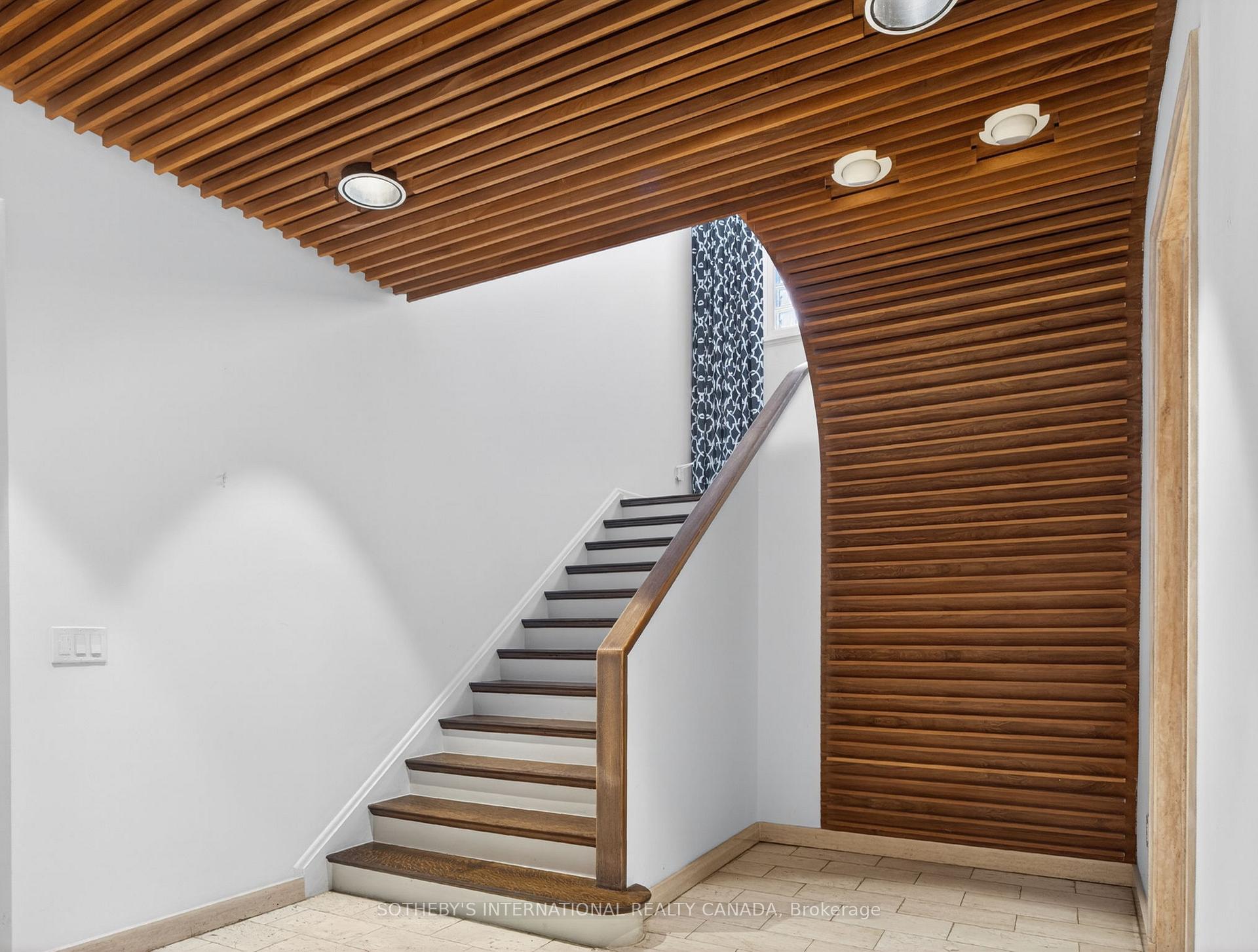 39 Burton Road, Toronto
