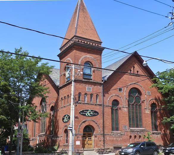 318 Sumach Street, Toronto