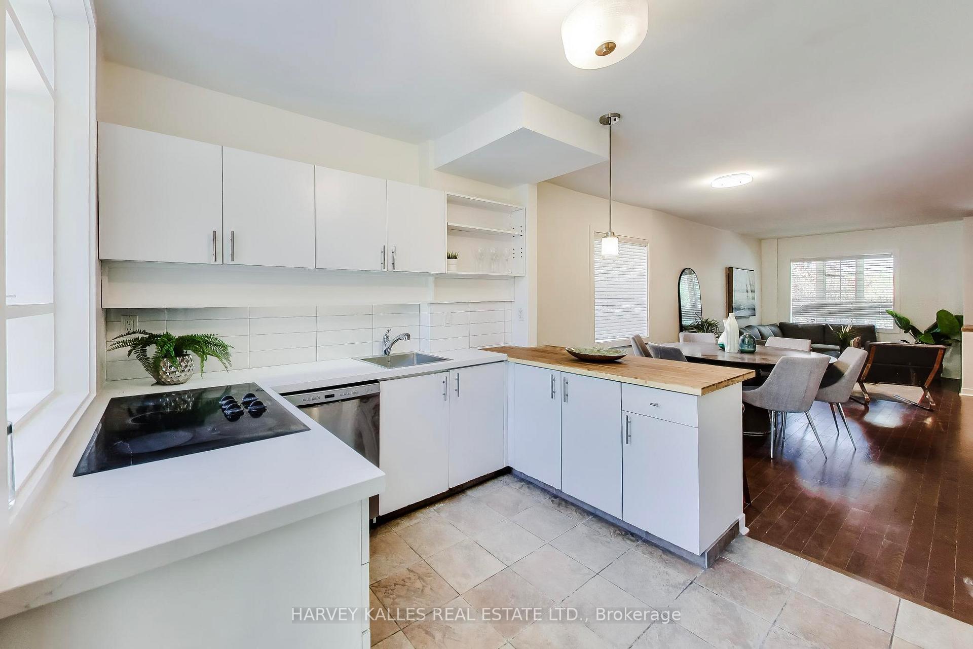 318 Sumach Street, Toronto