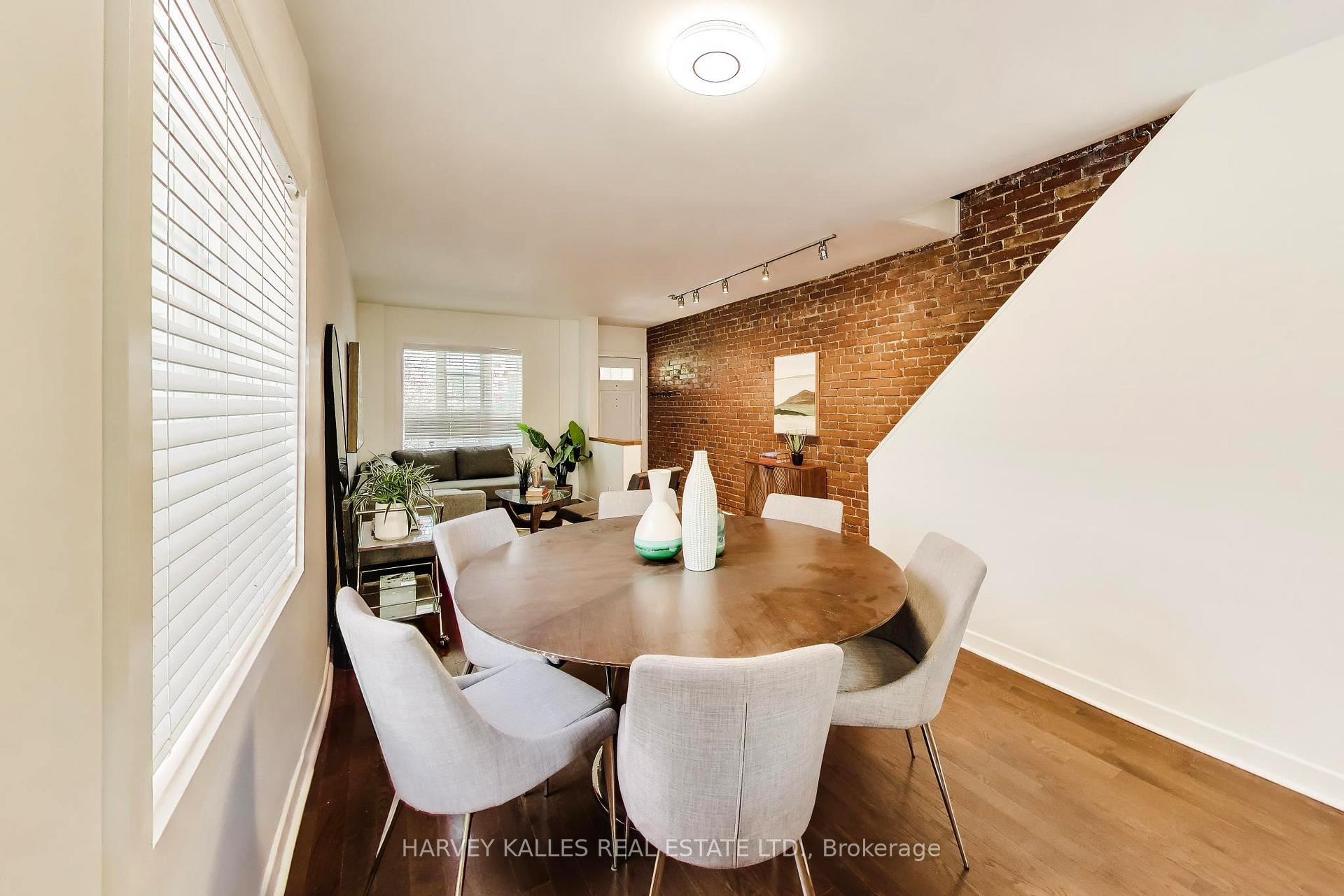 318 Sumach Street, Toronto