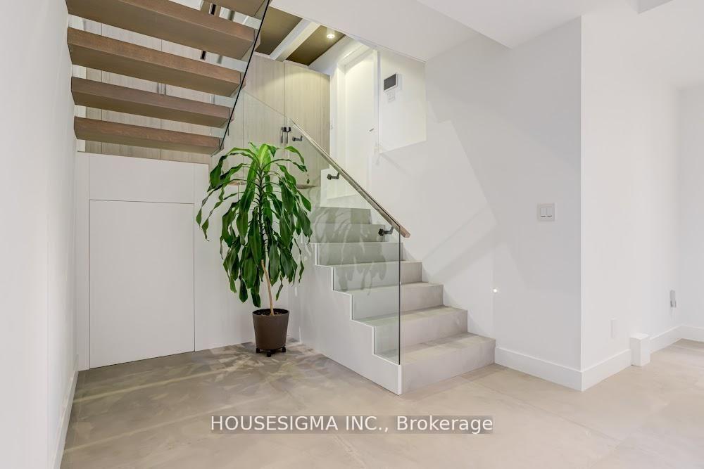 307 Richview Avenue, Toronto