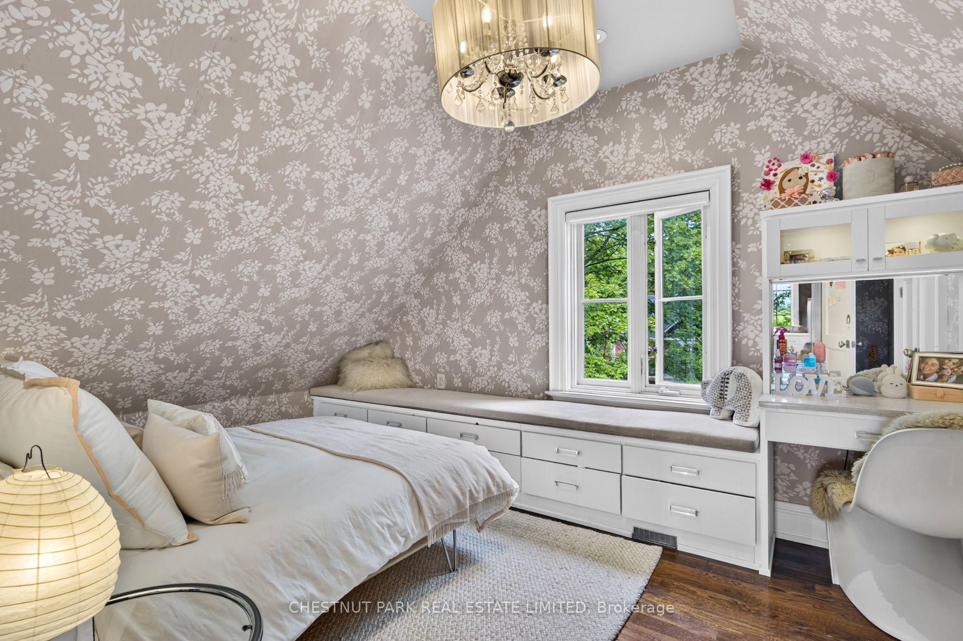 83 Binscarth Road, Toronto
