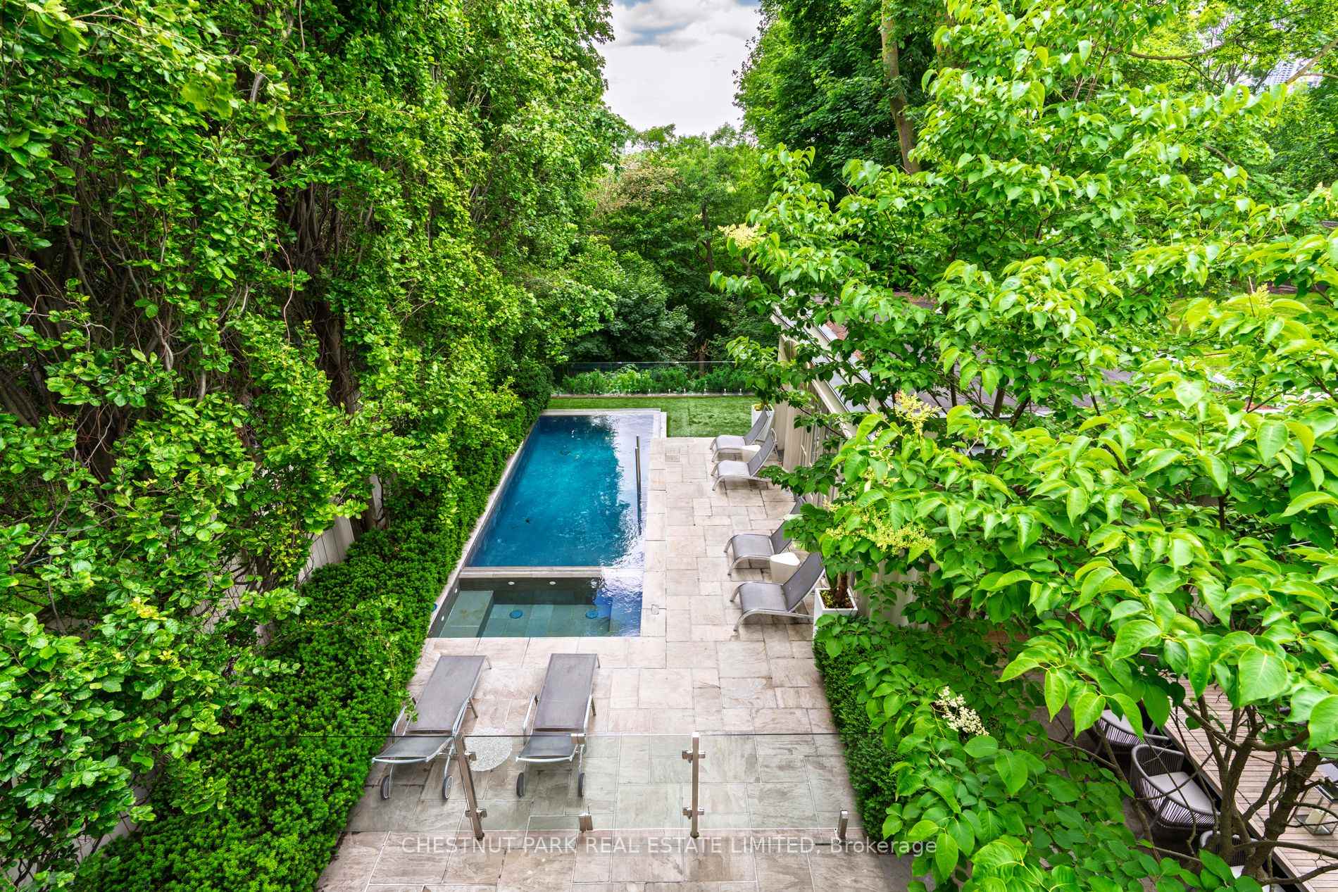 83 Binscarth Road, Toronto