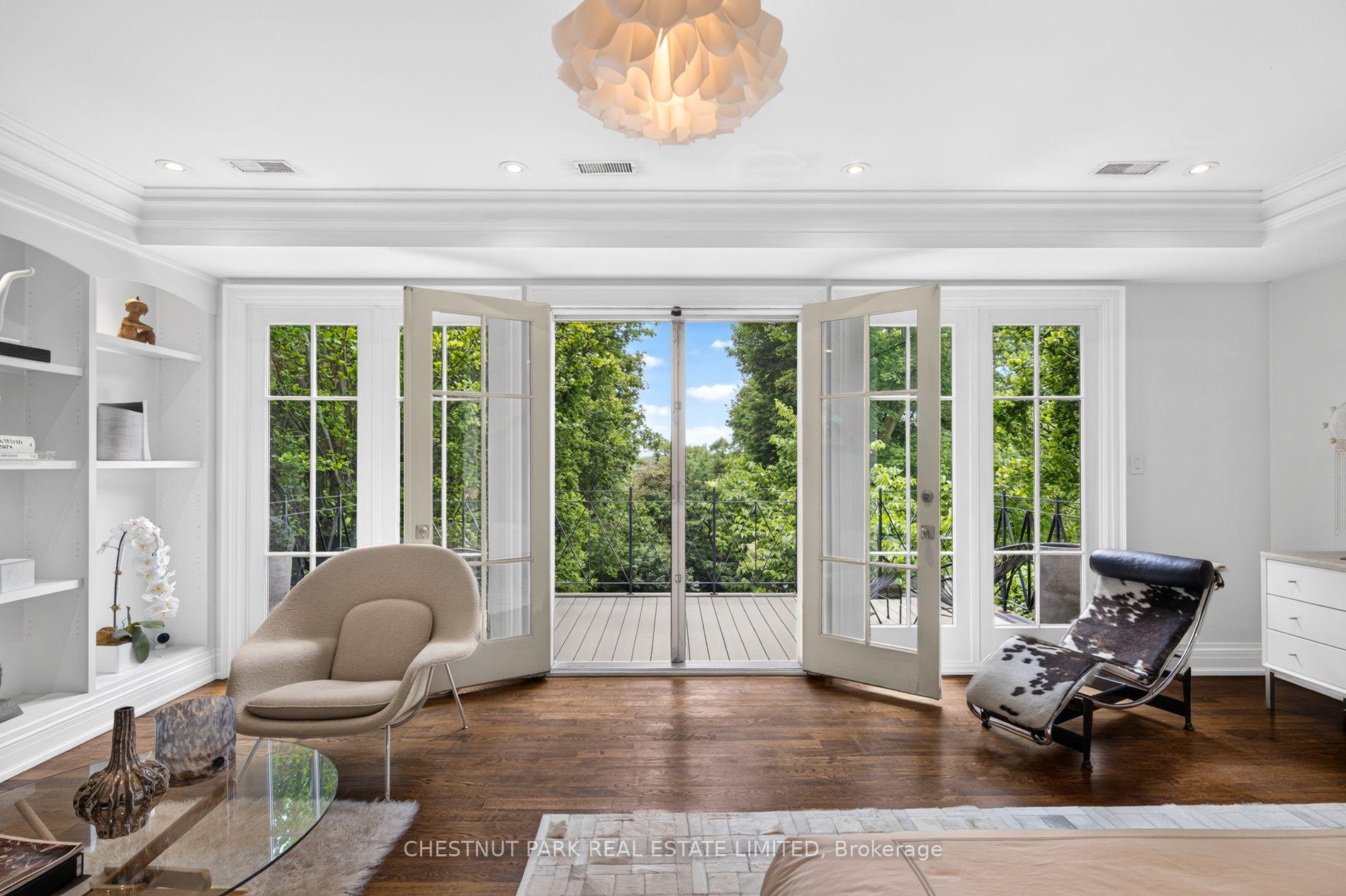83 Binscarth Road, Toronto