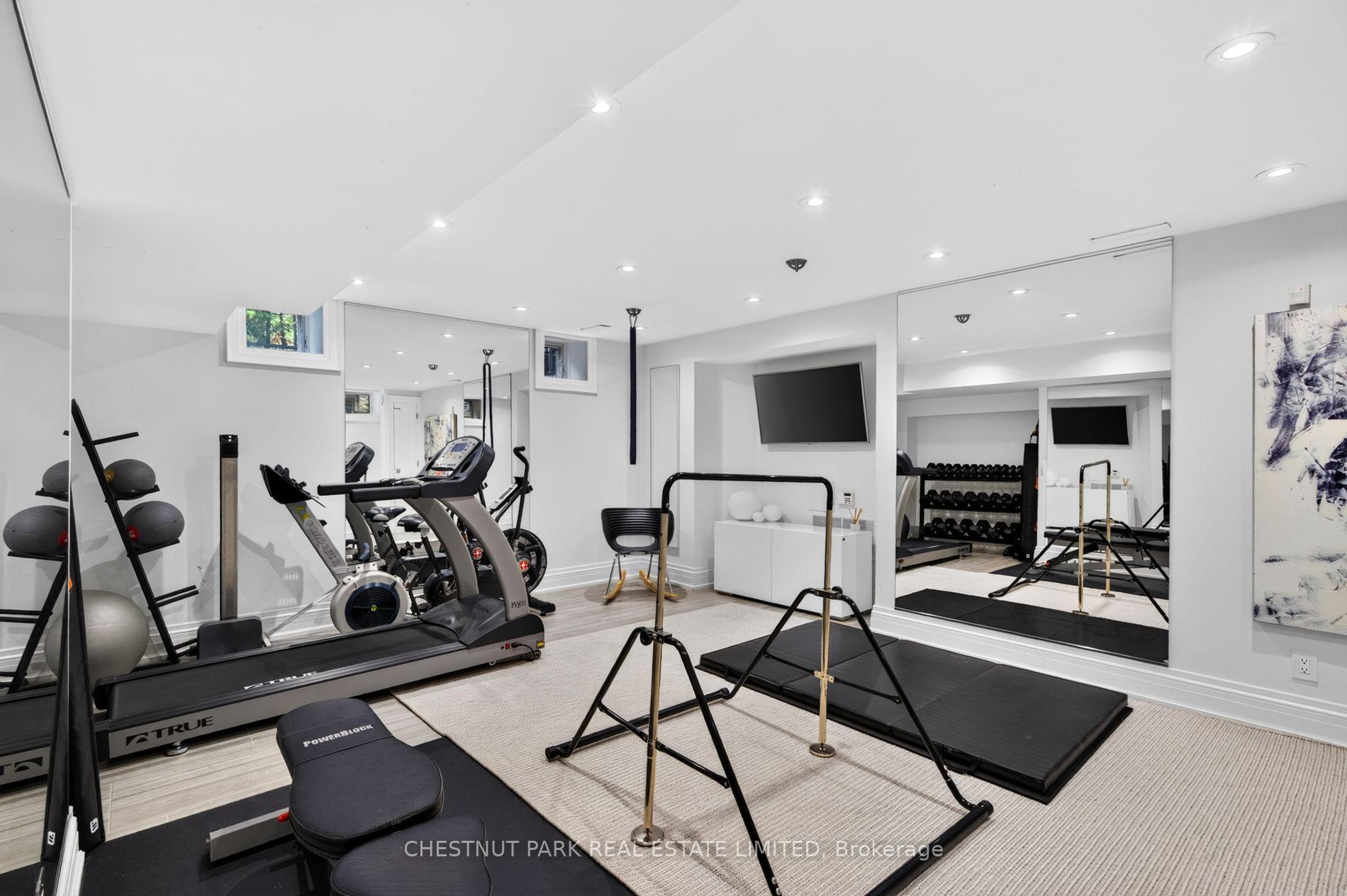 83 Binscarth Road, Toronto