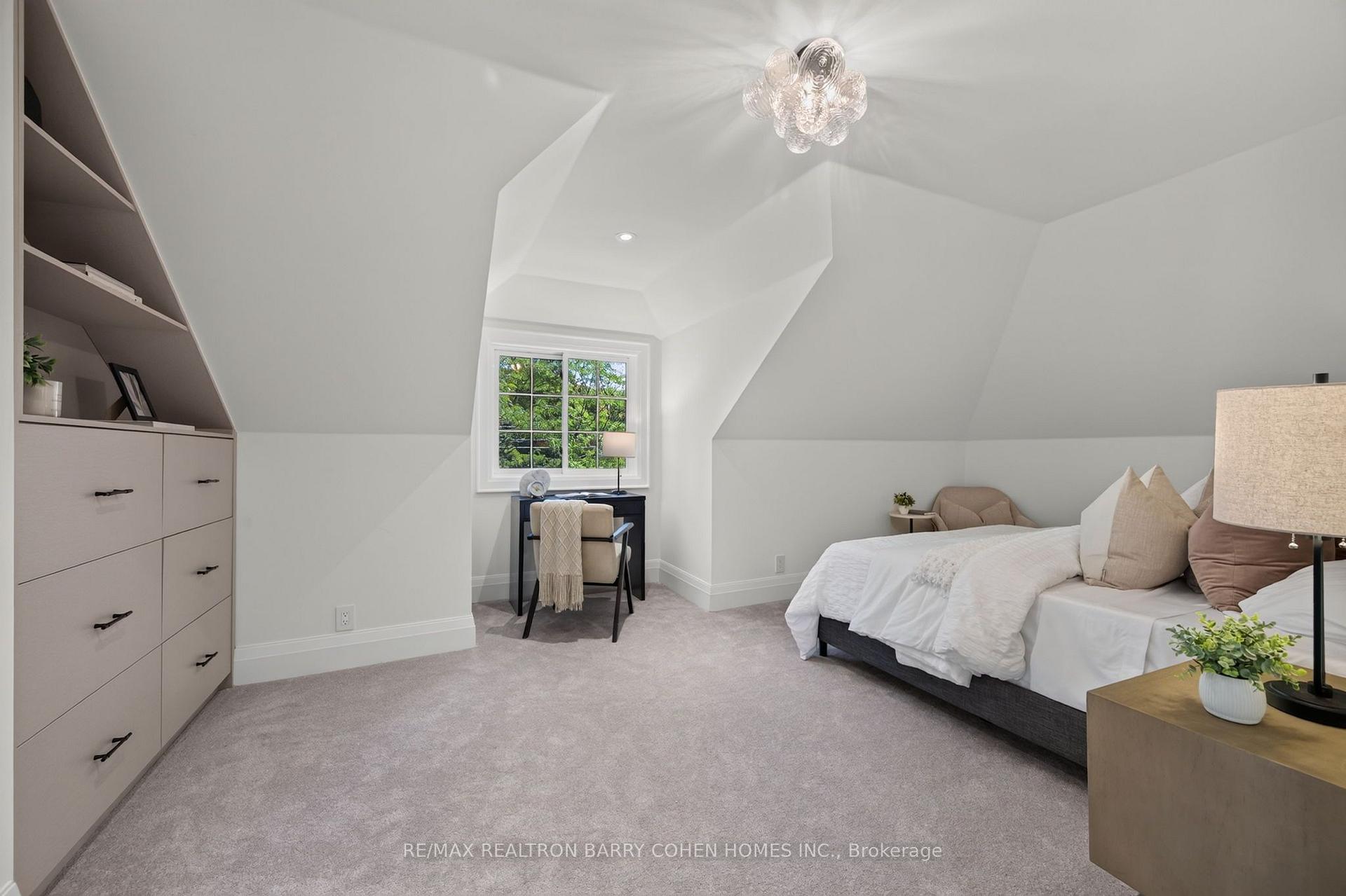 23 South Drive, Toronto