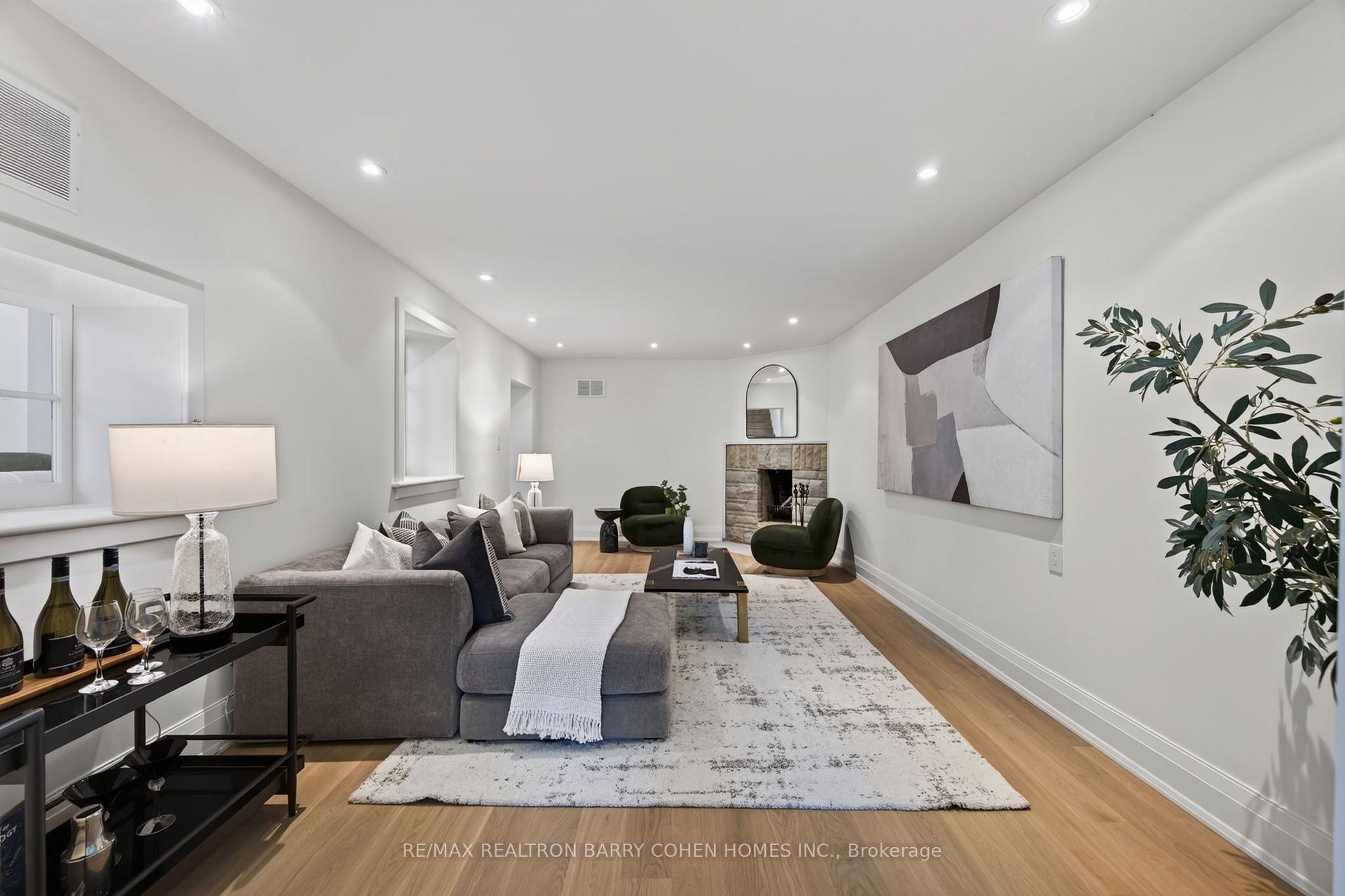 23 South Drive, Toronto
