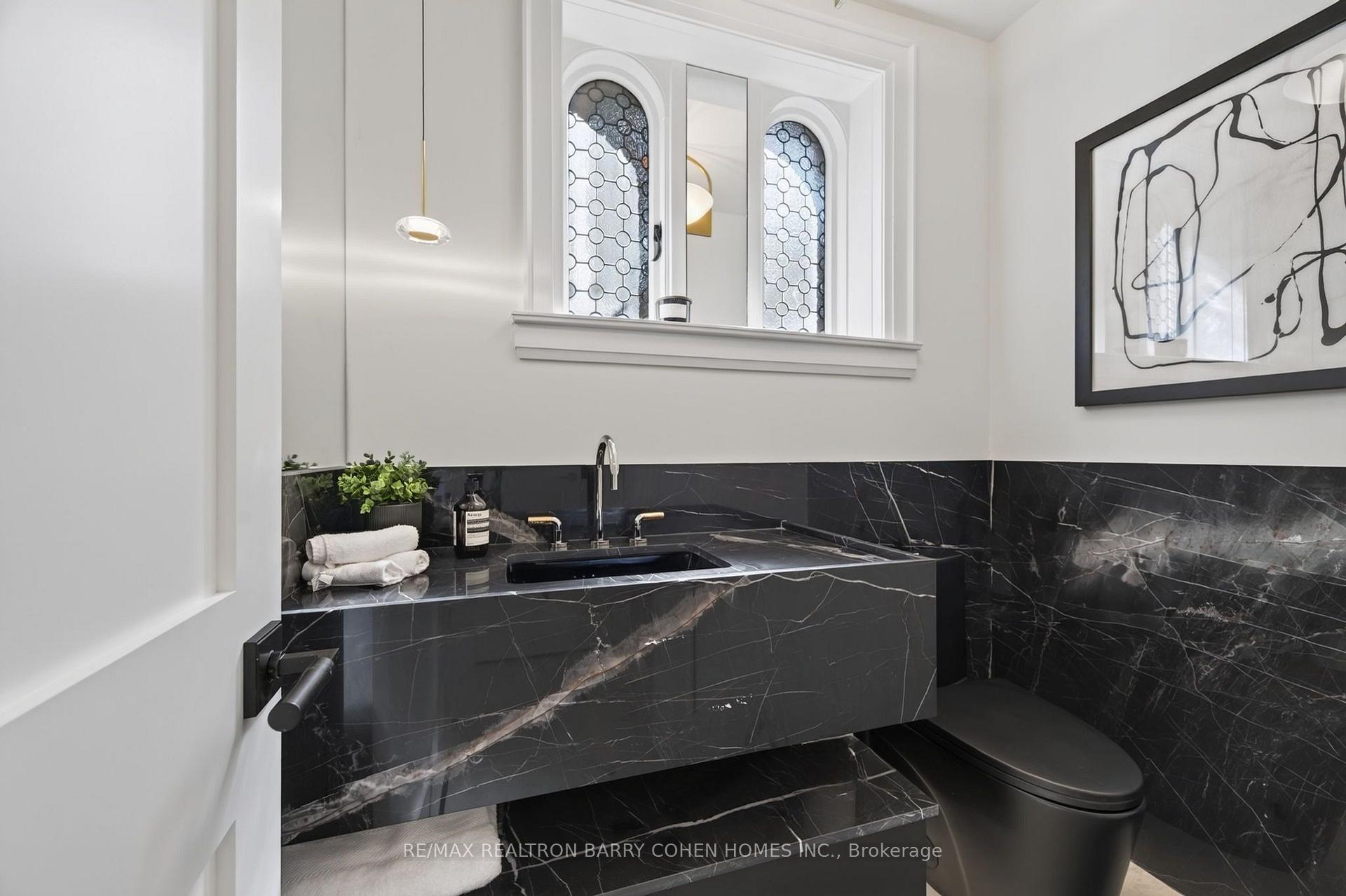 23 South Drive, Toronto