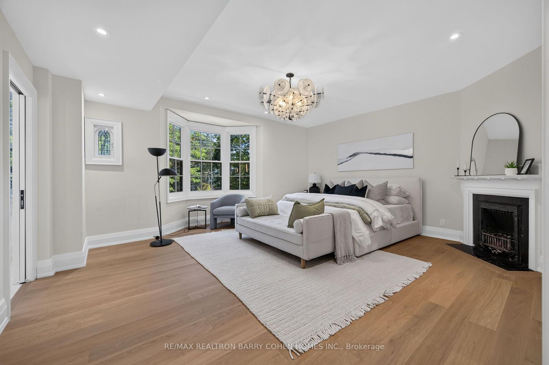 23 South Drive, Toronto