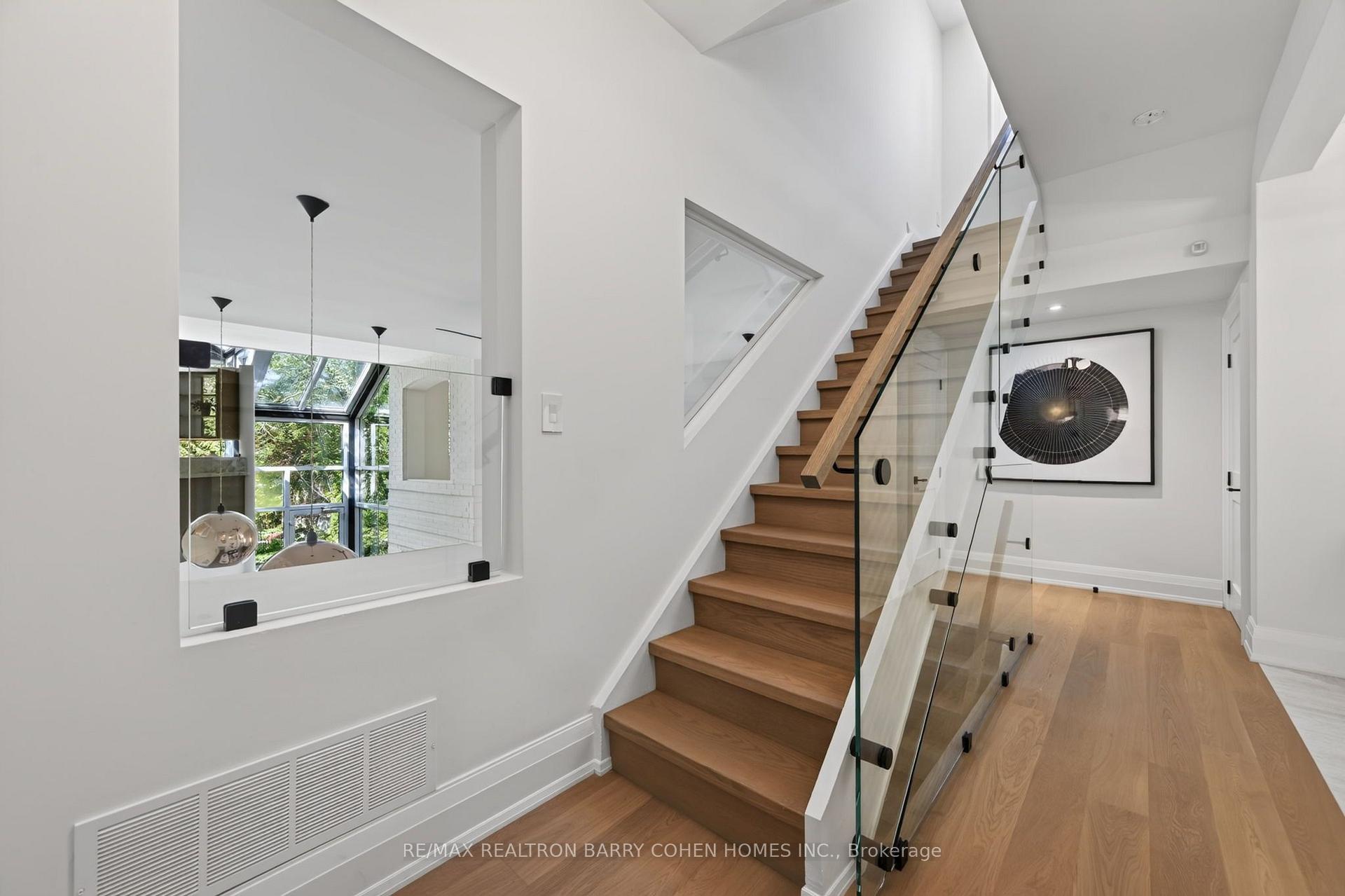 23 South Drive, Toronto
