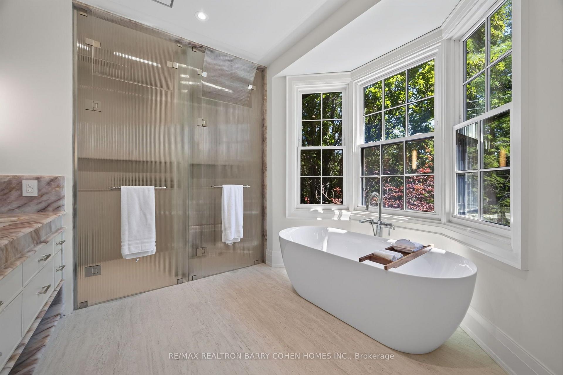 23 South Drive, Toronto