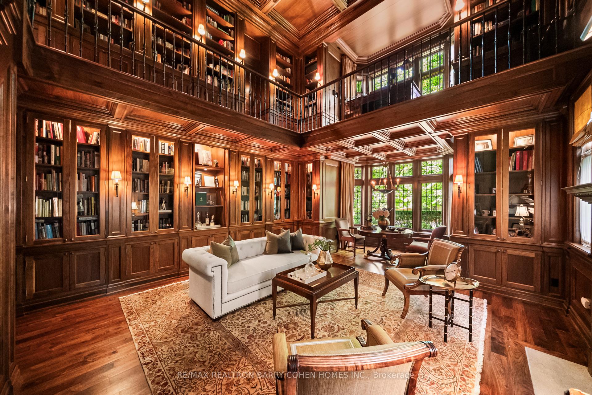 113 Donwoods Drive, Toronto