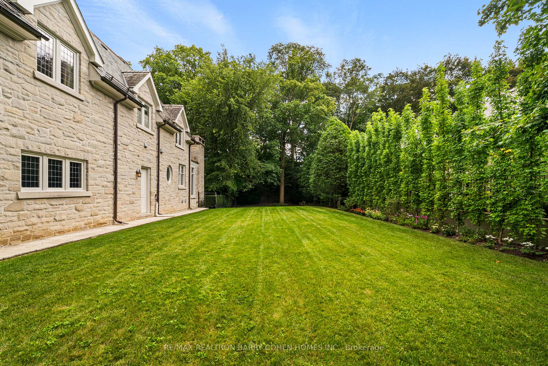 113 Donwoods Drive, Toronto