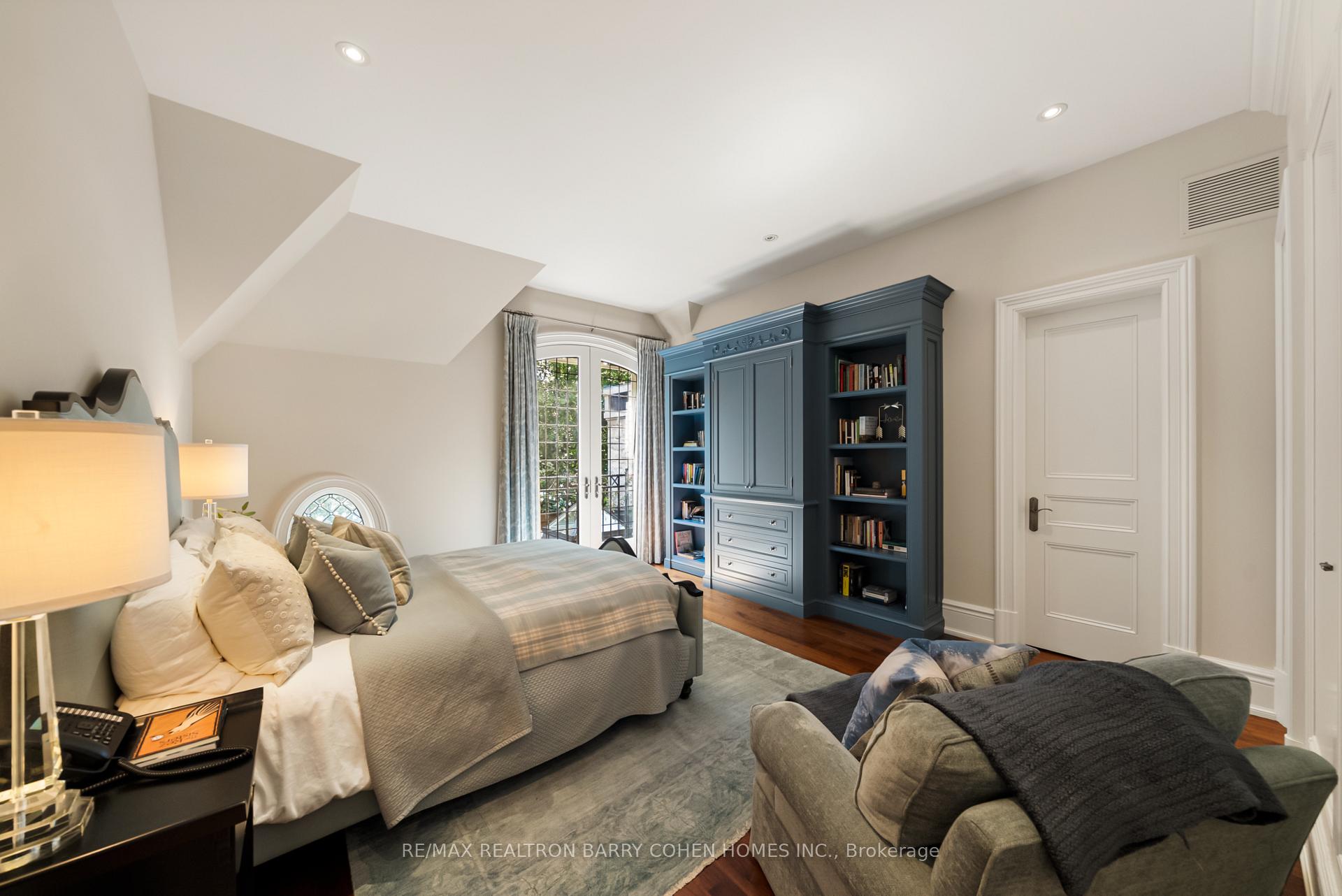 113 Donwoods Drive, Toronto