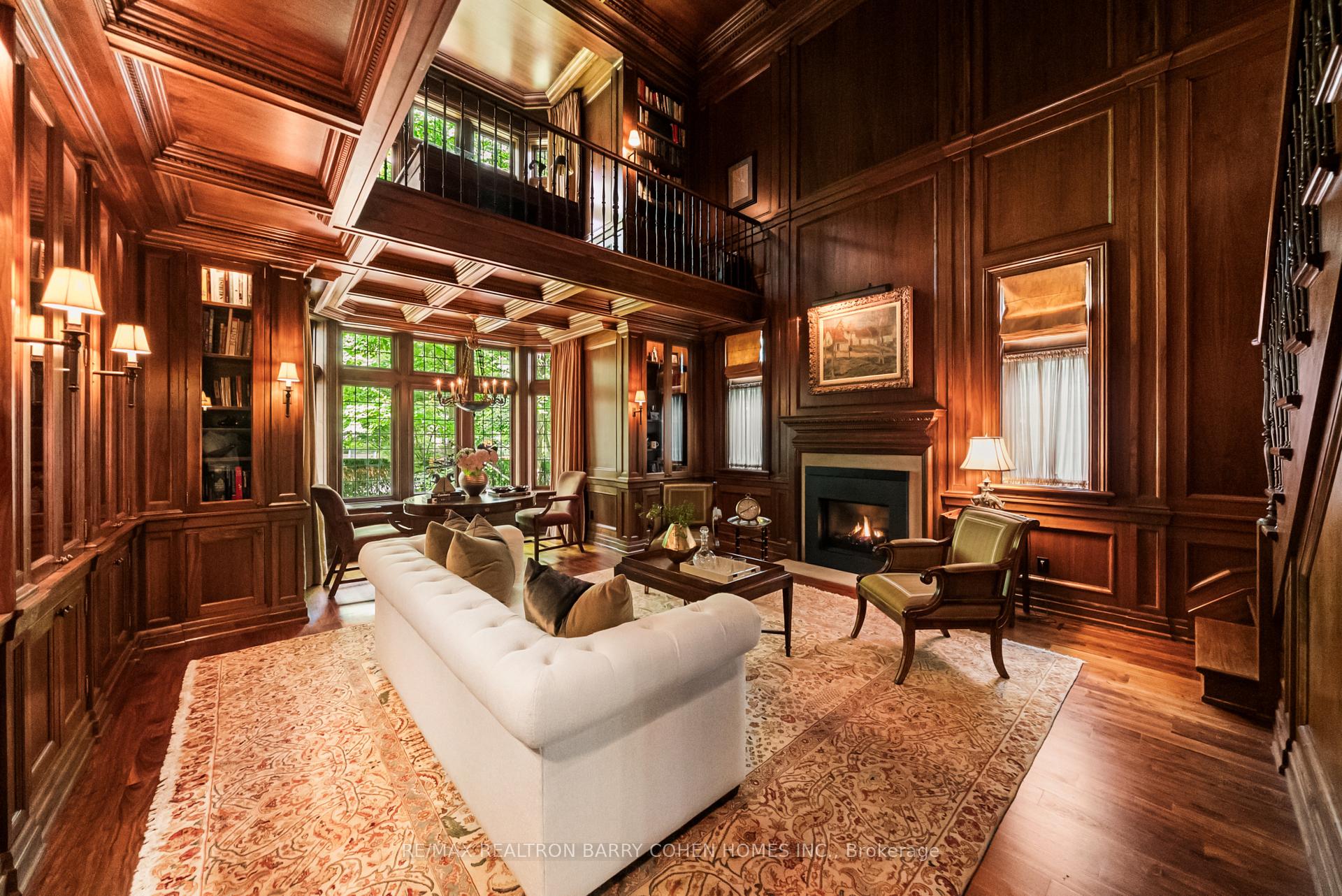 113 Donwoods Drive, Toronto