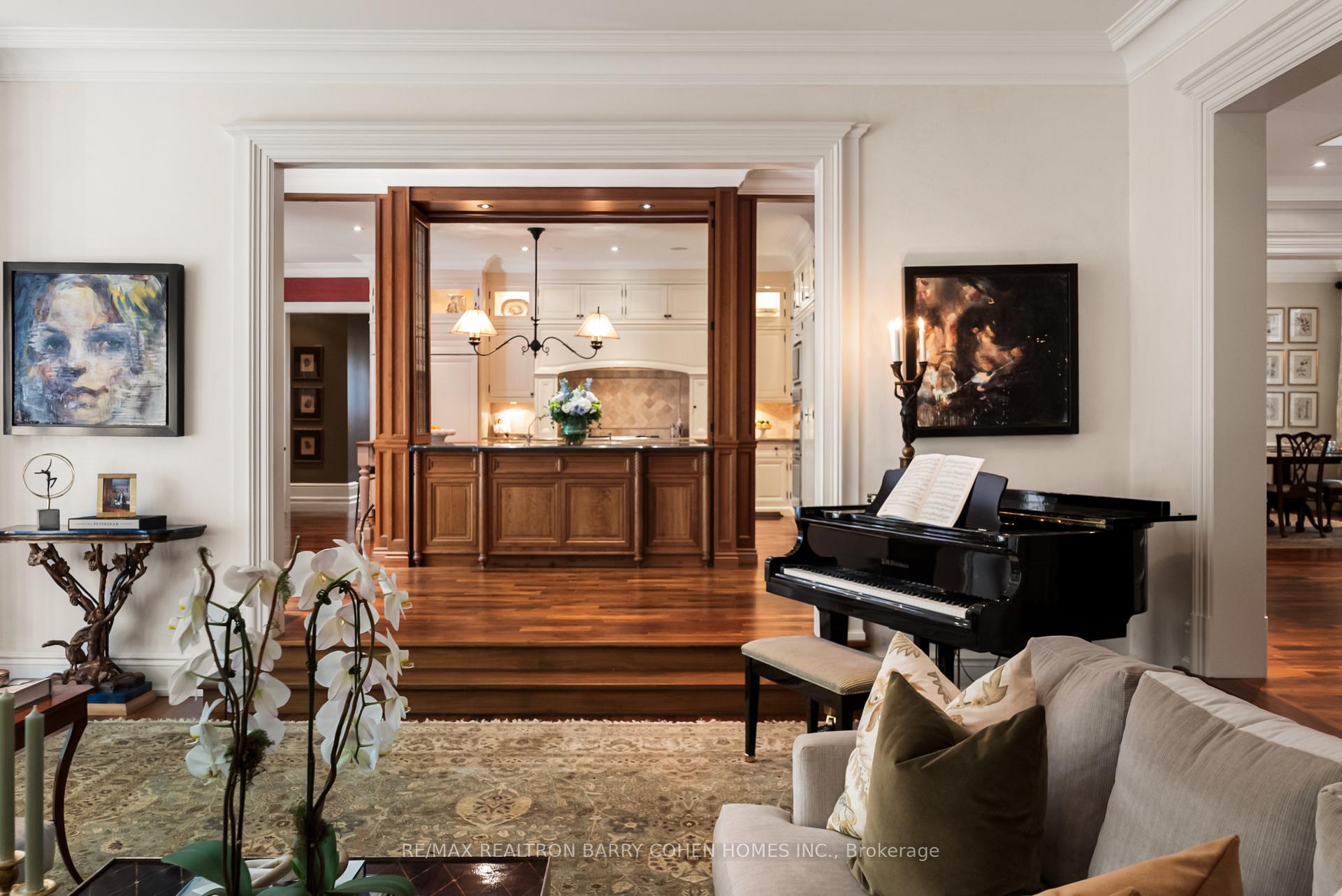 113 Donwoods Drive, Toronto