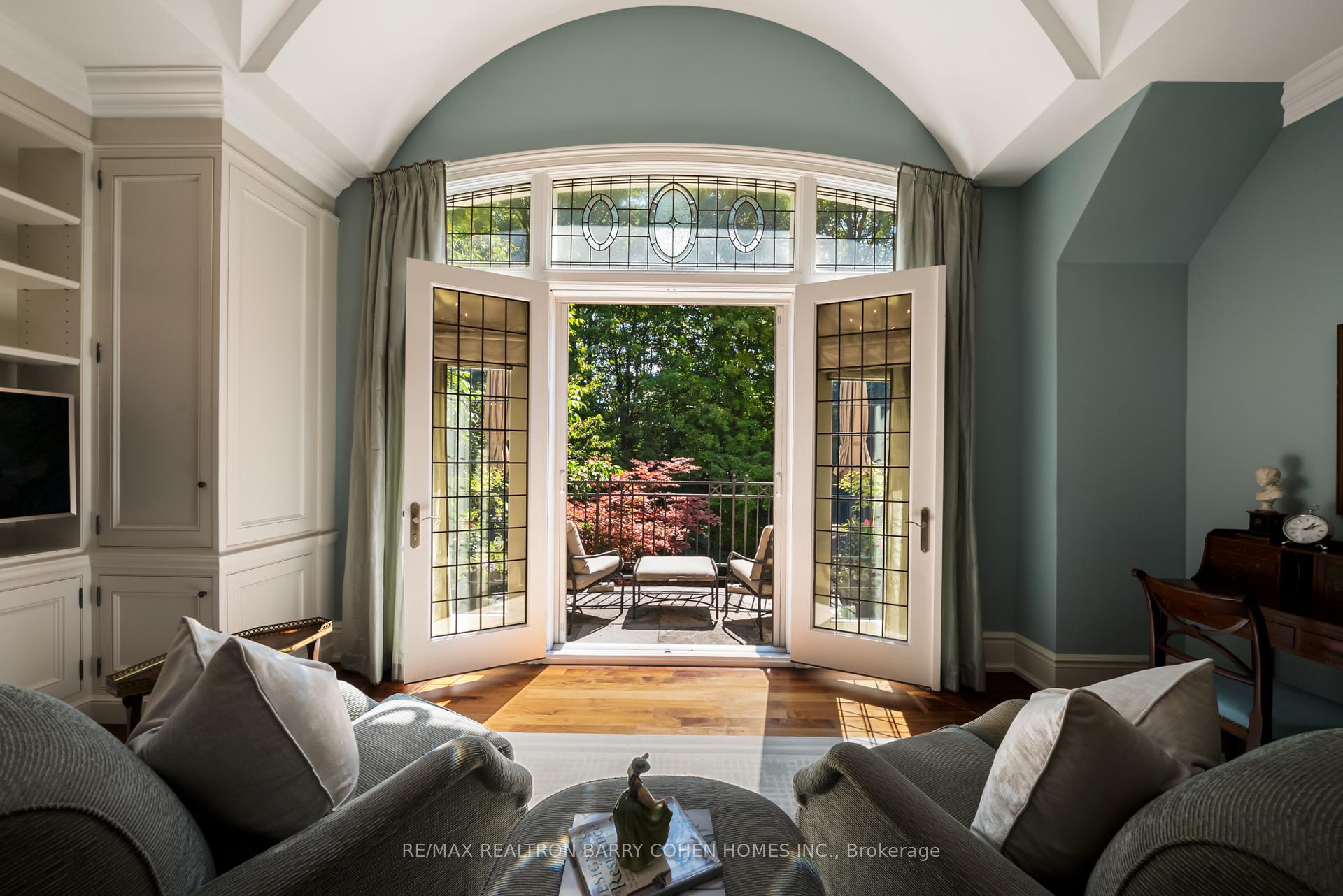 113 Donwoods Drive, Toronto