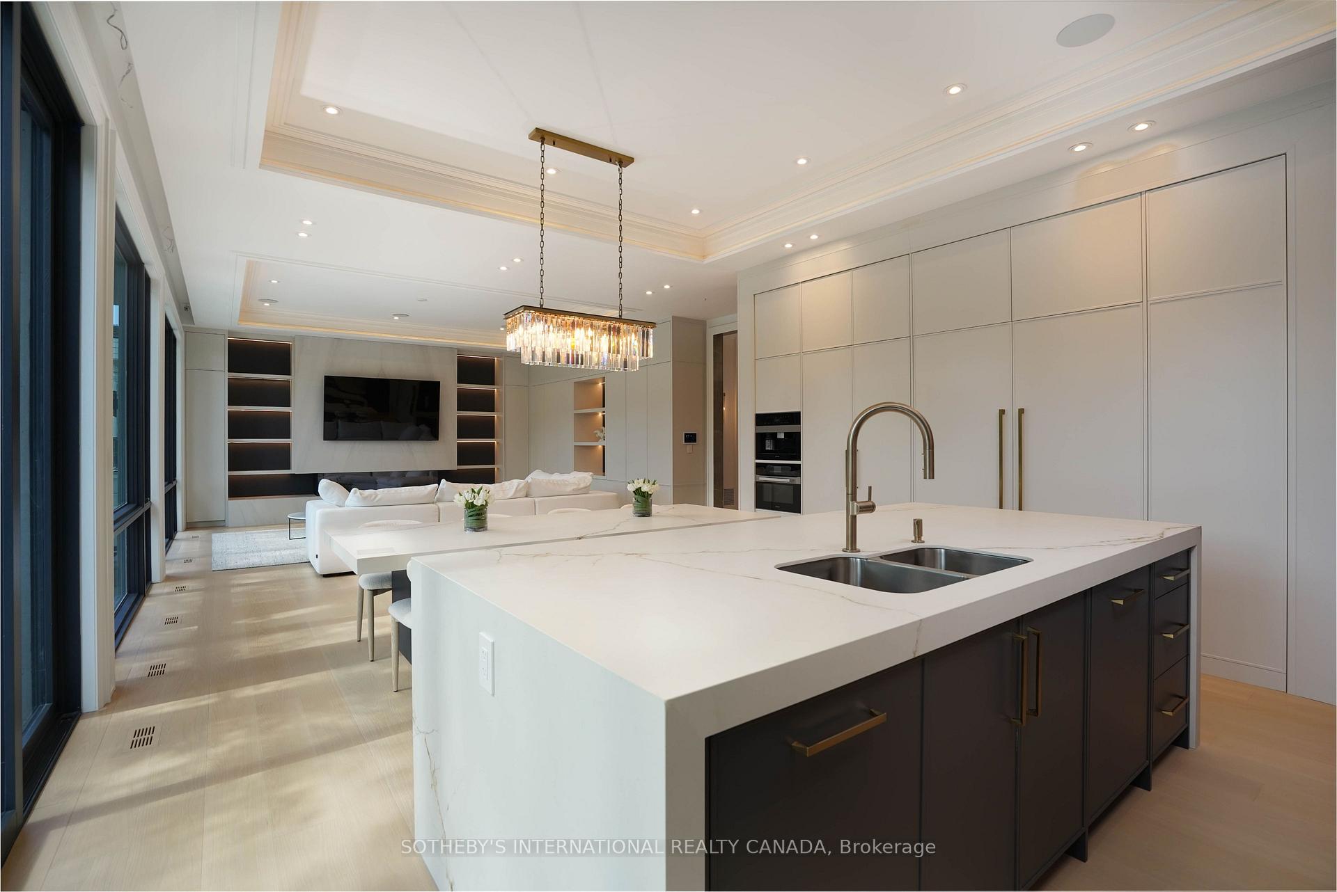 149 Highland Crescent, Toronto