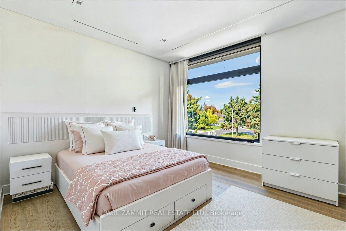 36 Fairway Heights Drive