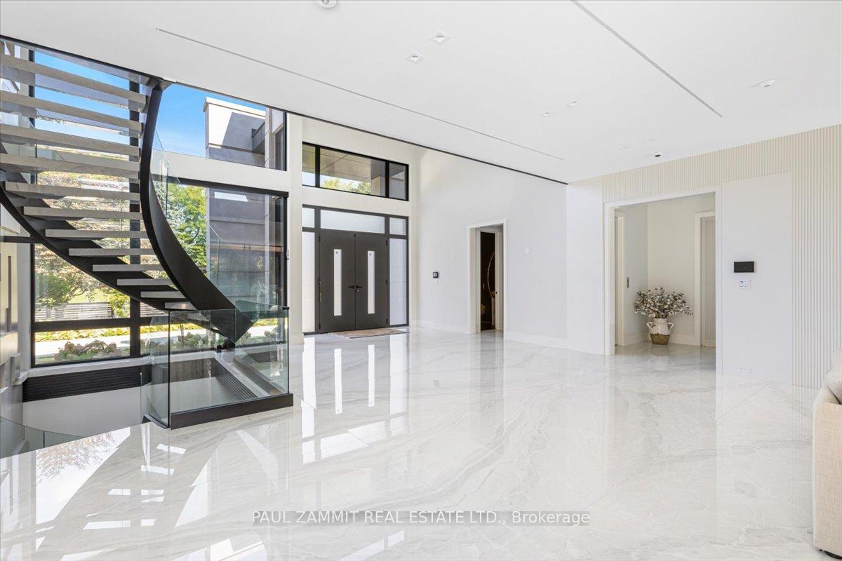 36 Fairway Heights Drive