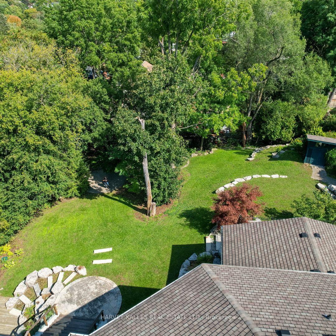 89 Kingsway Crescent, Toronto W08