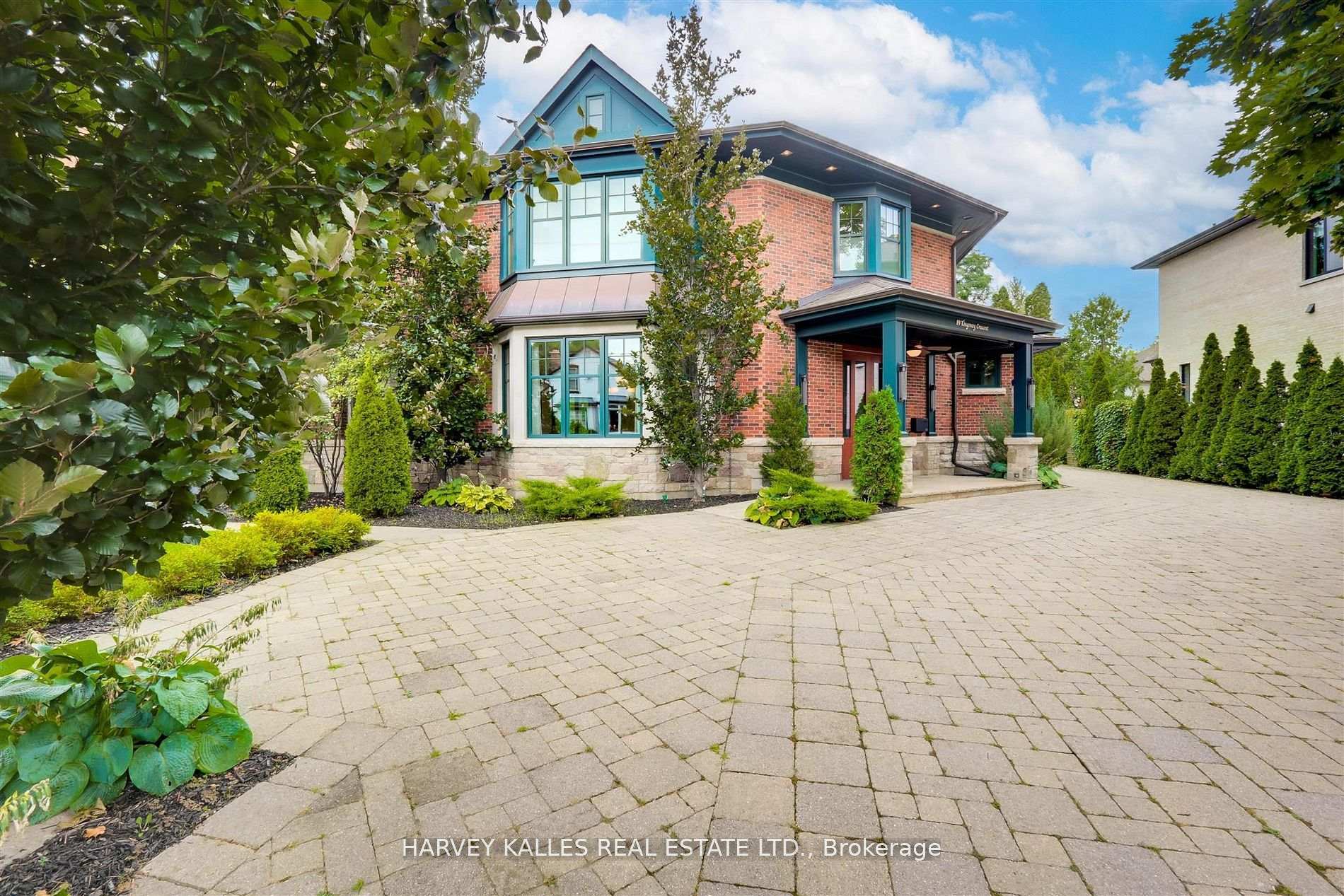 89 Kingsway Crescent, Toronto W08