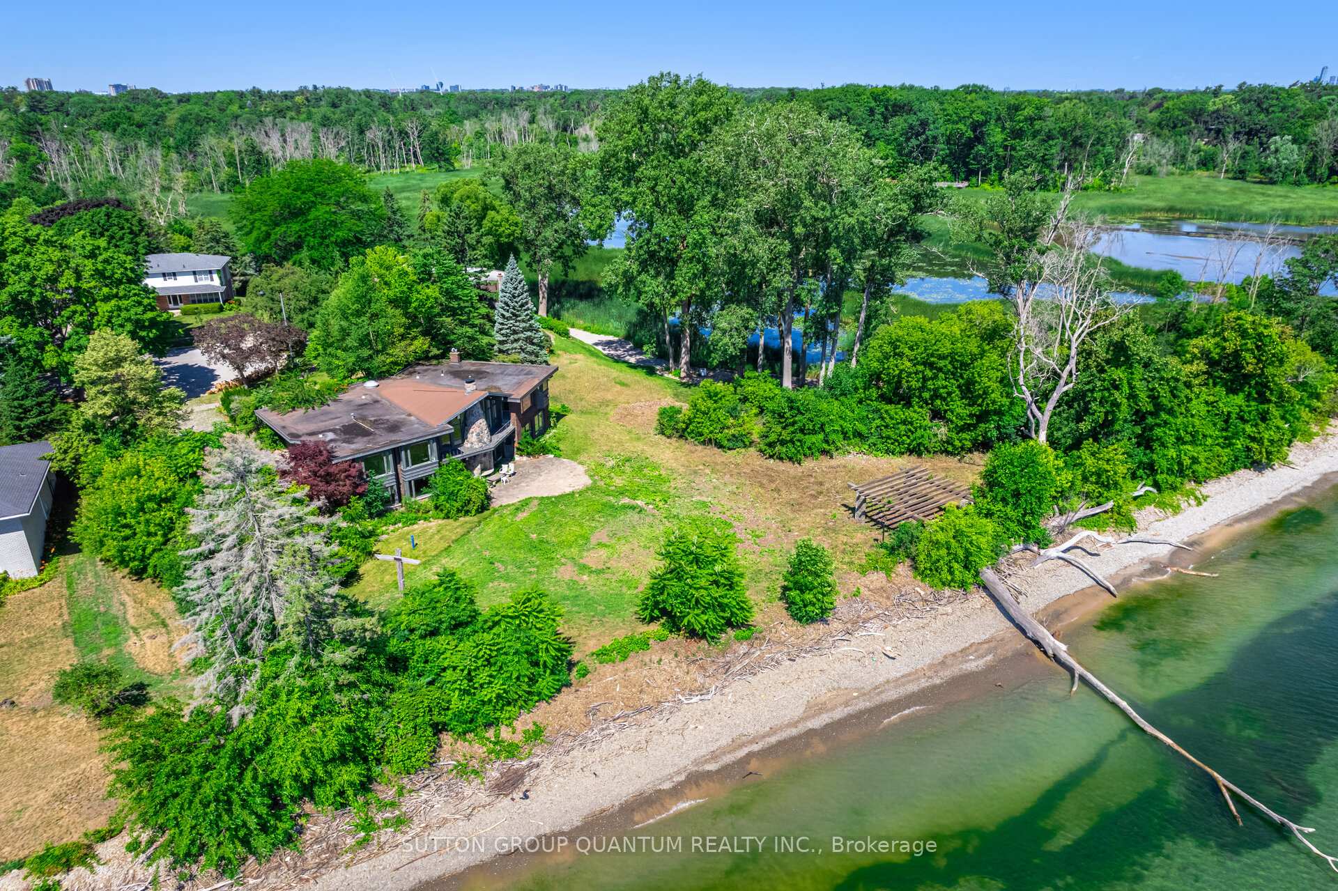 1390 Captain Court