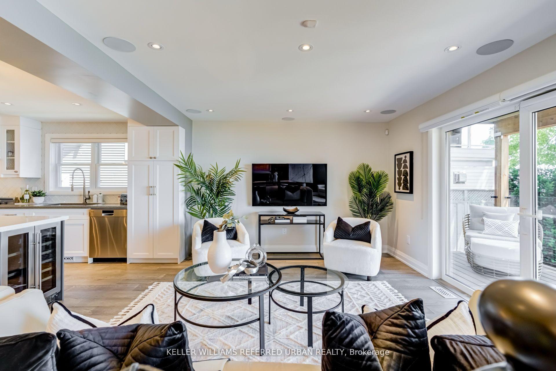 399 Lake Promenade N/A