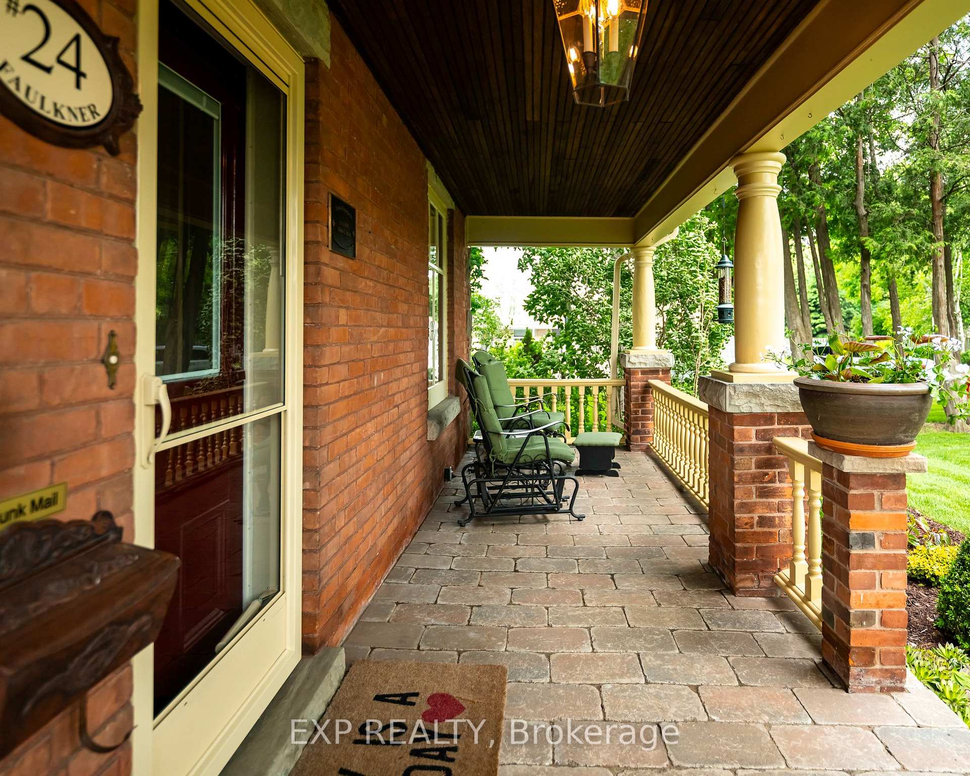 24 Faulkner Street