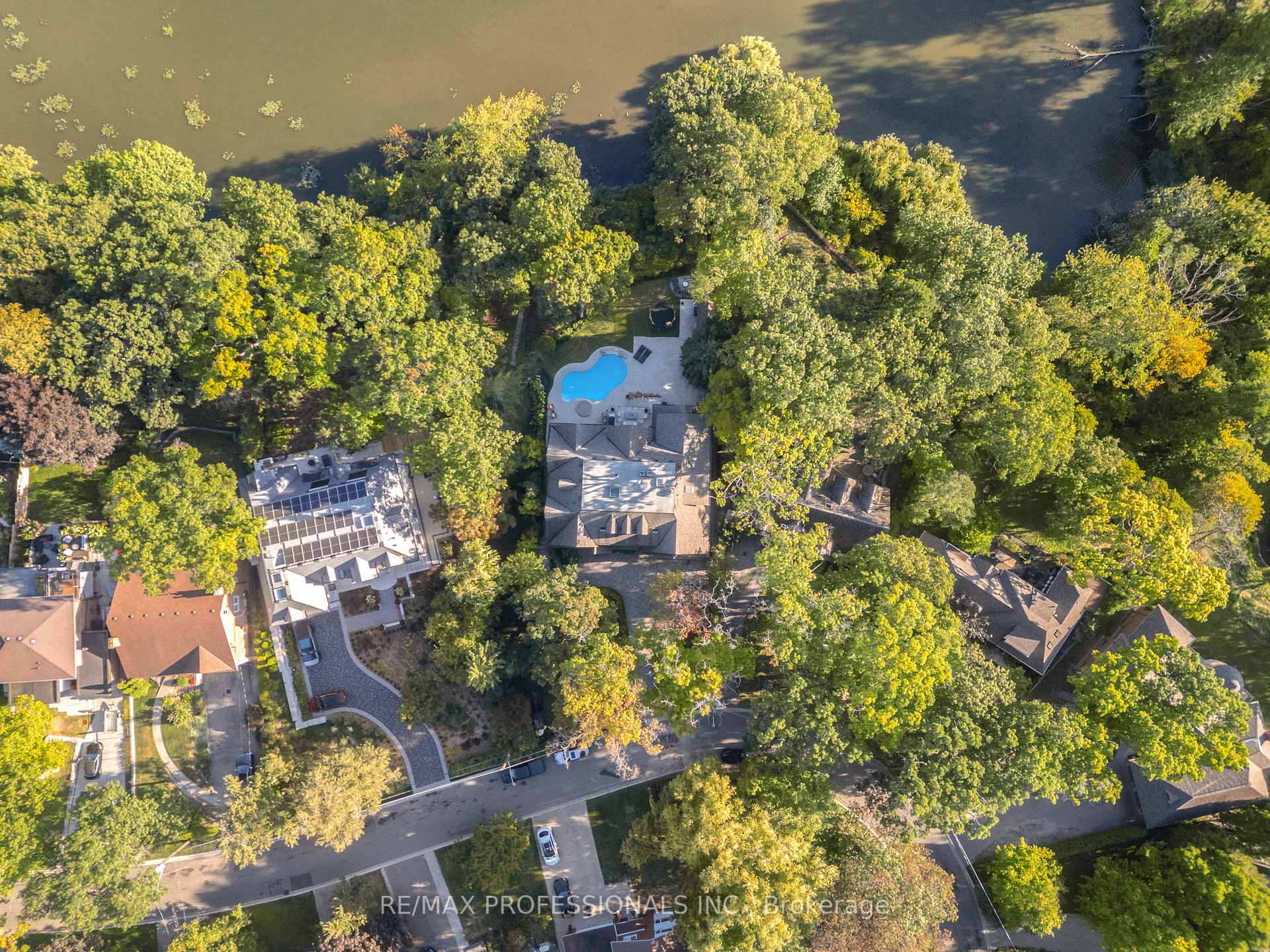 23 Riverside Crescent, Toronto