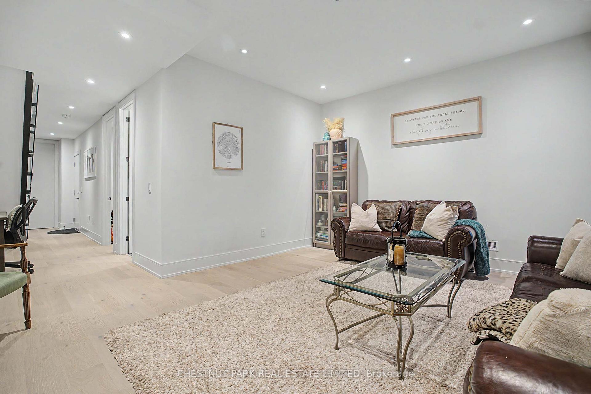 150 Sheldon Avenue, Toronto