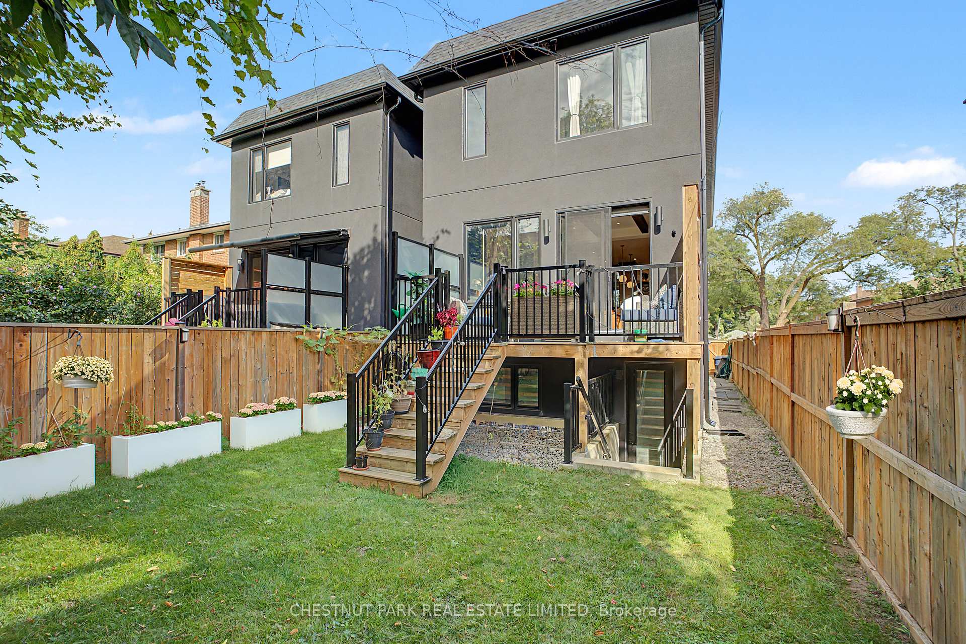 150 Sheldon Avenue, Toronto