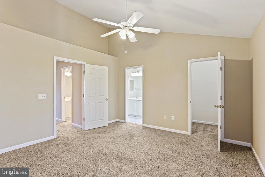 662 HOWARDS LOOP