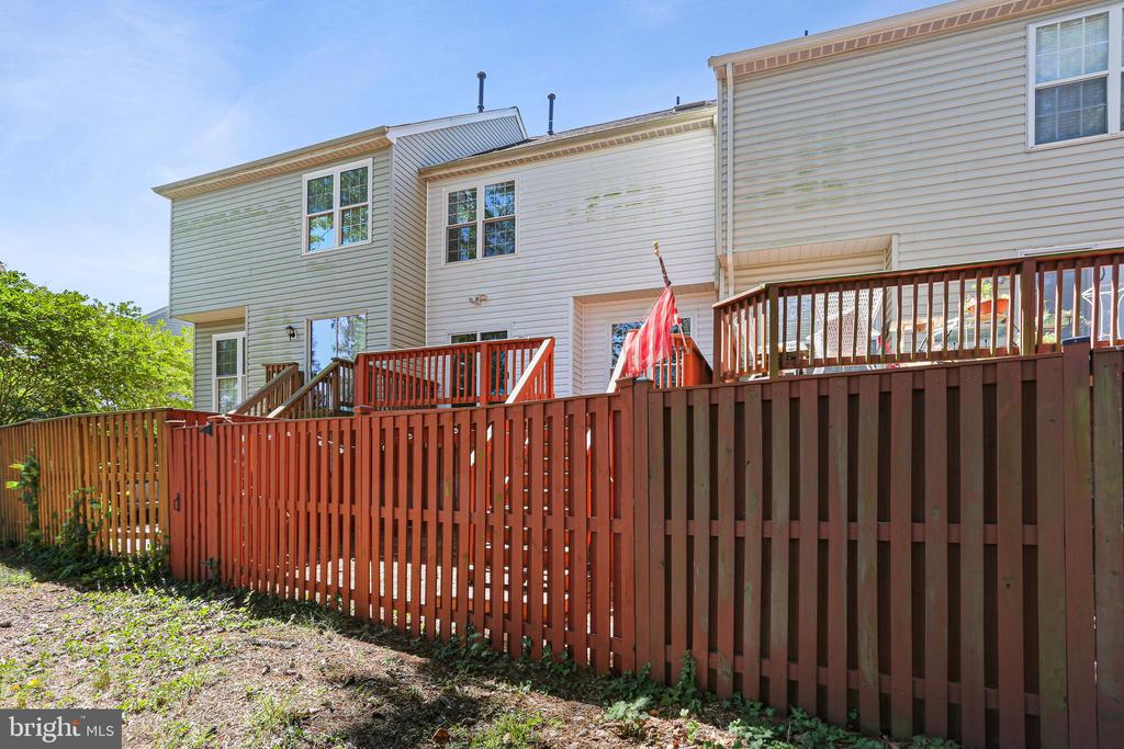 662 HOWARDS LOOP