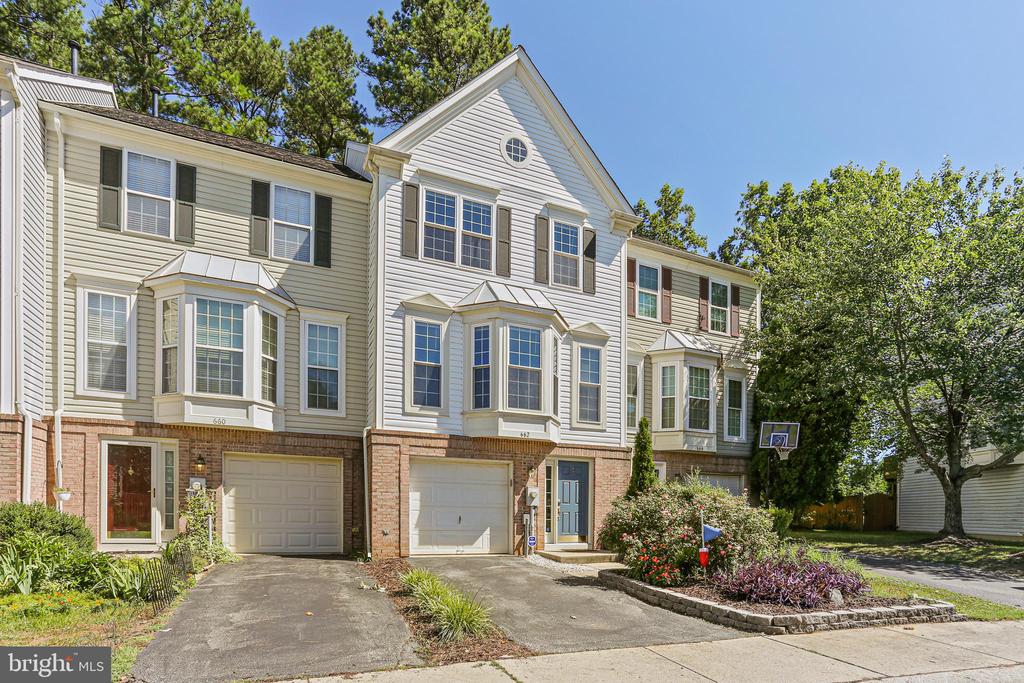 662 HOWARDS LOOP