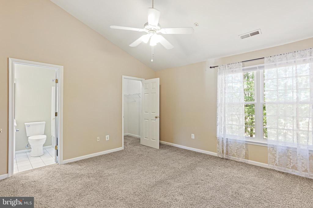 662 HOWARDS LOOP